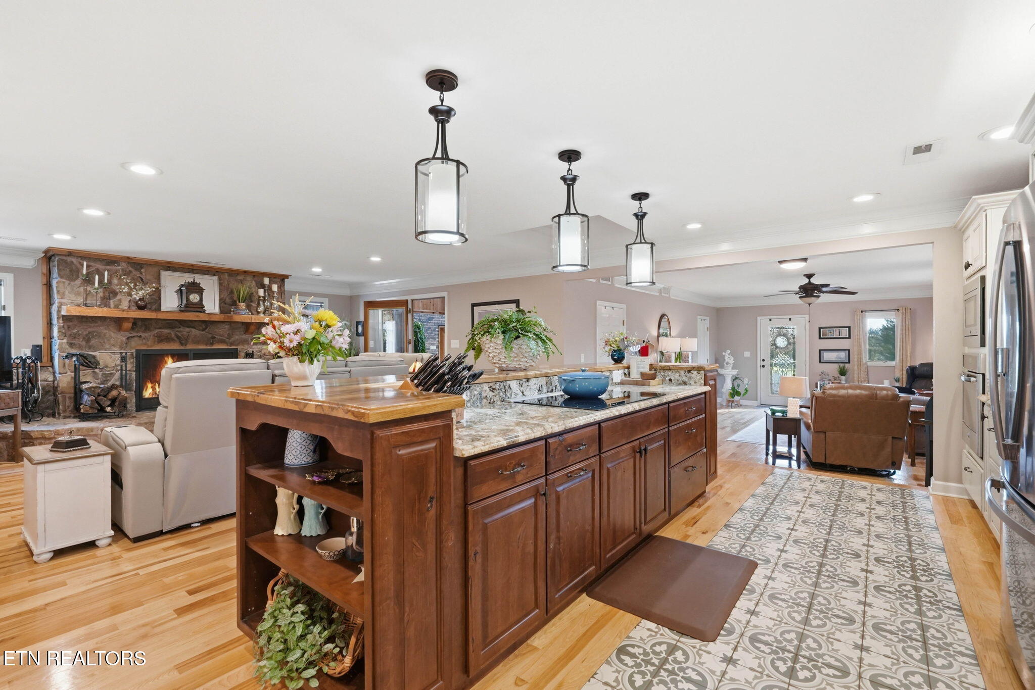 4953 Weaver Pike Bluff City TN 37618