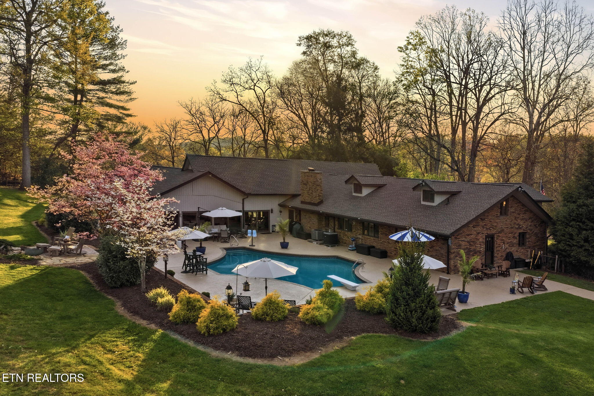 4953 Weaver Pike Bluff City TN 37618