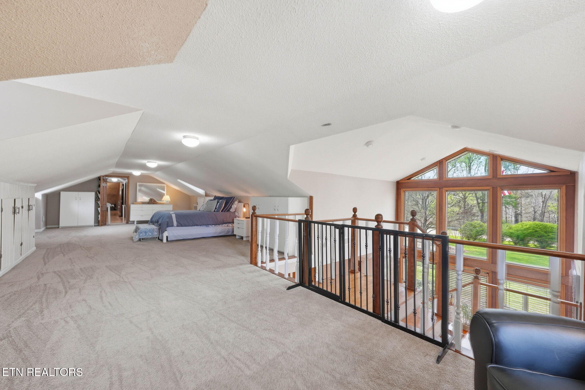 4953 Weaver Pike Bluff City TN 37618