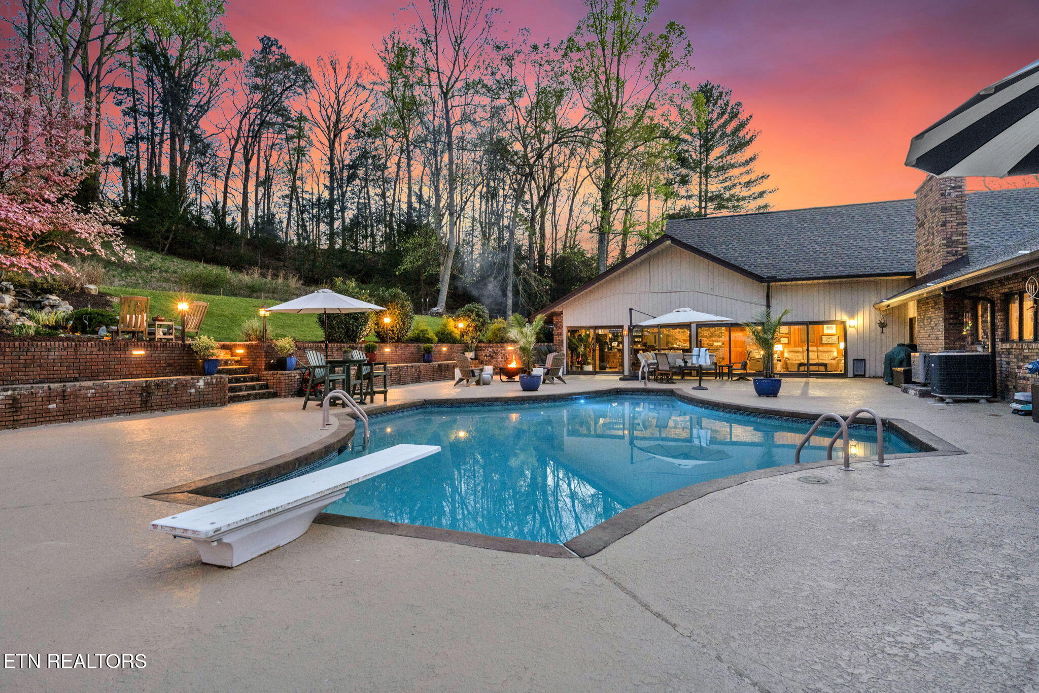 4953 Weaver Pike Bluff City TN 37618