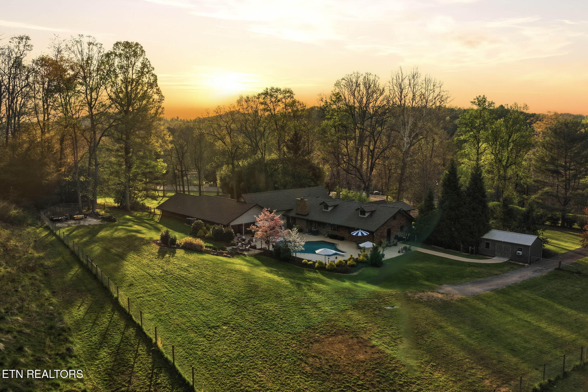 4953 Weaver Pike Bluff City TN 37618