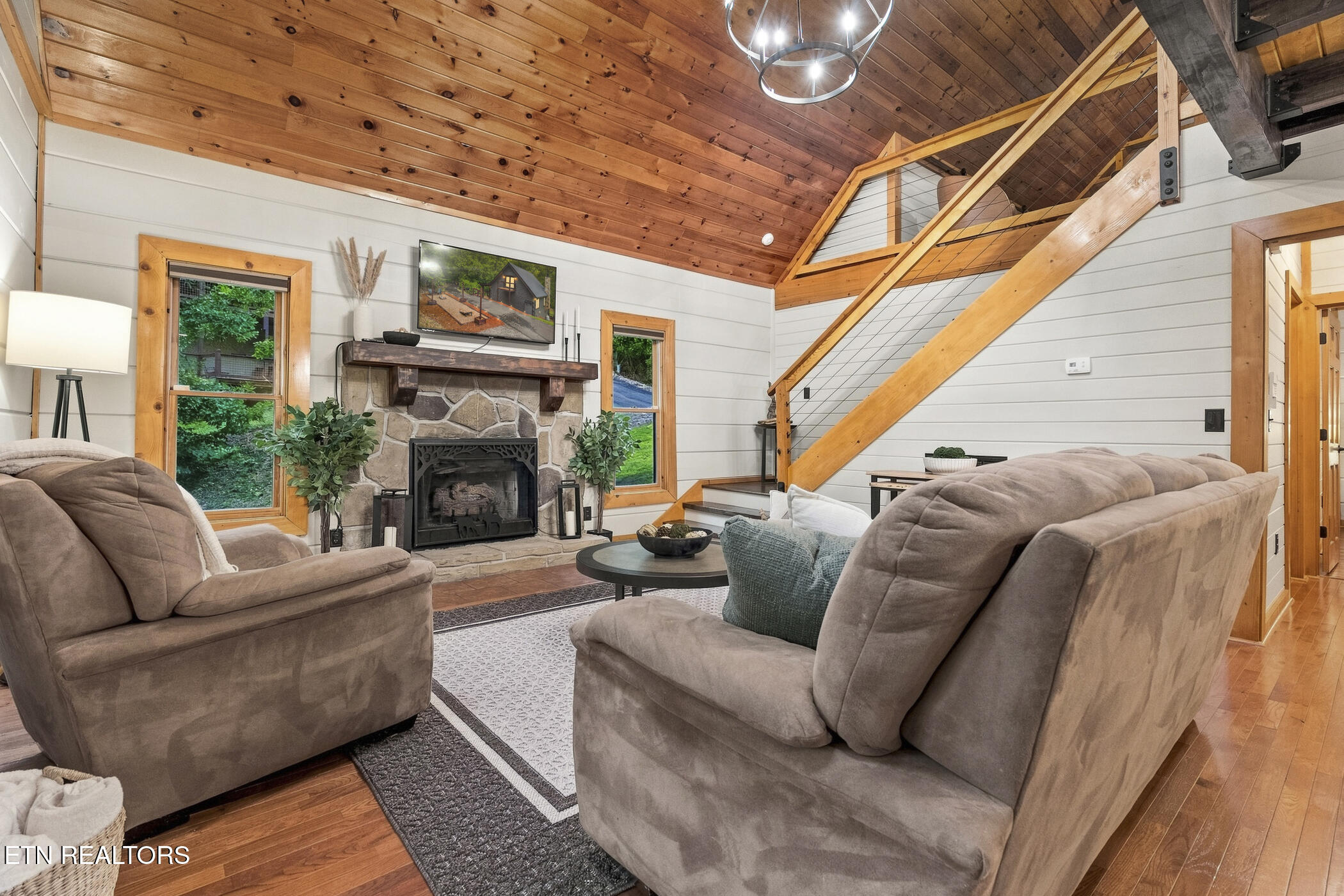120 Daryl Way Sevierville TN 37876