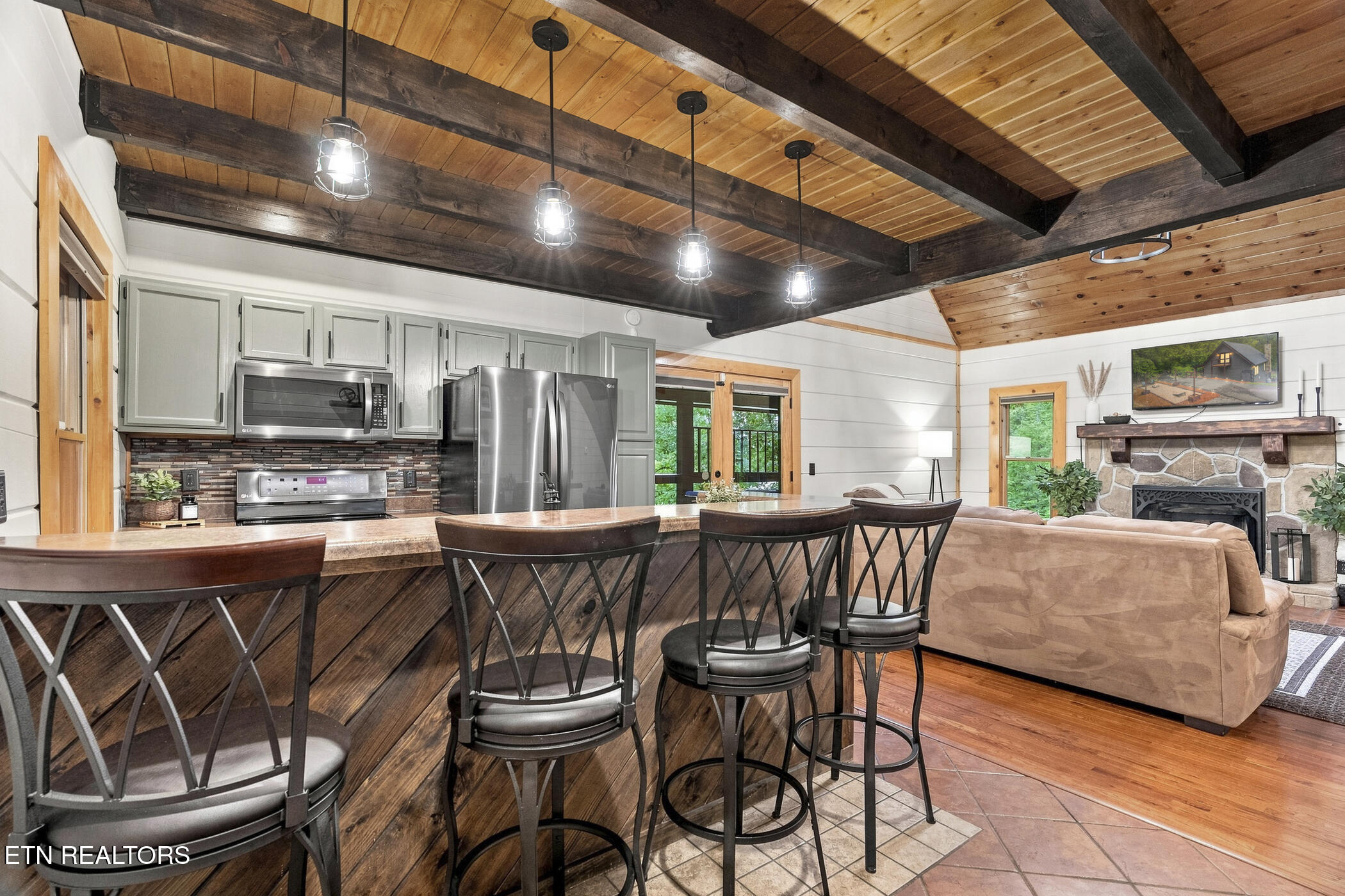 120 Daryl Way Sevierville TN 37876