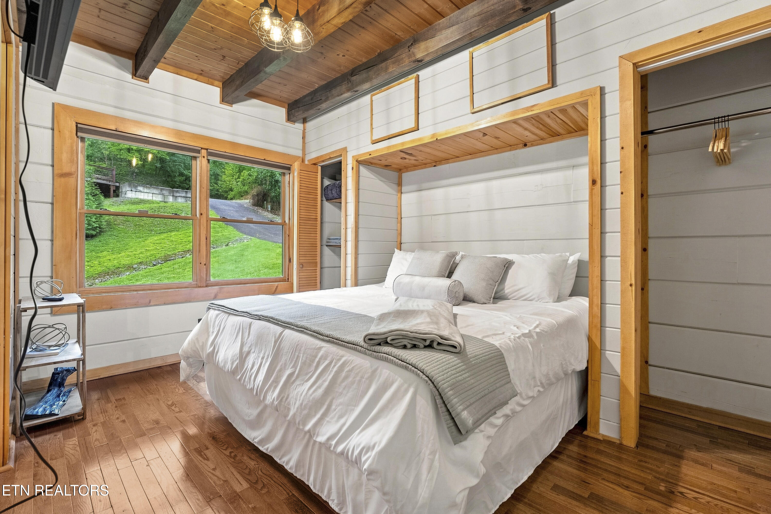120 Daryl Way Sevierville TN 37876