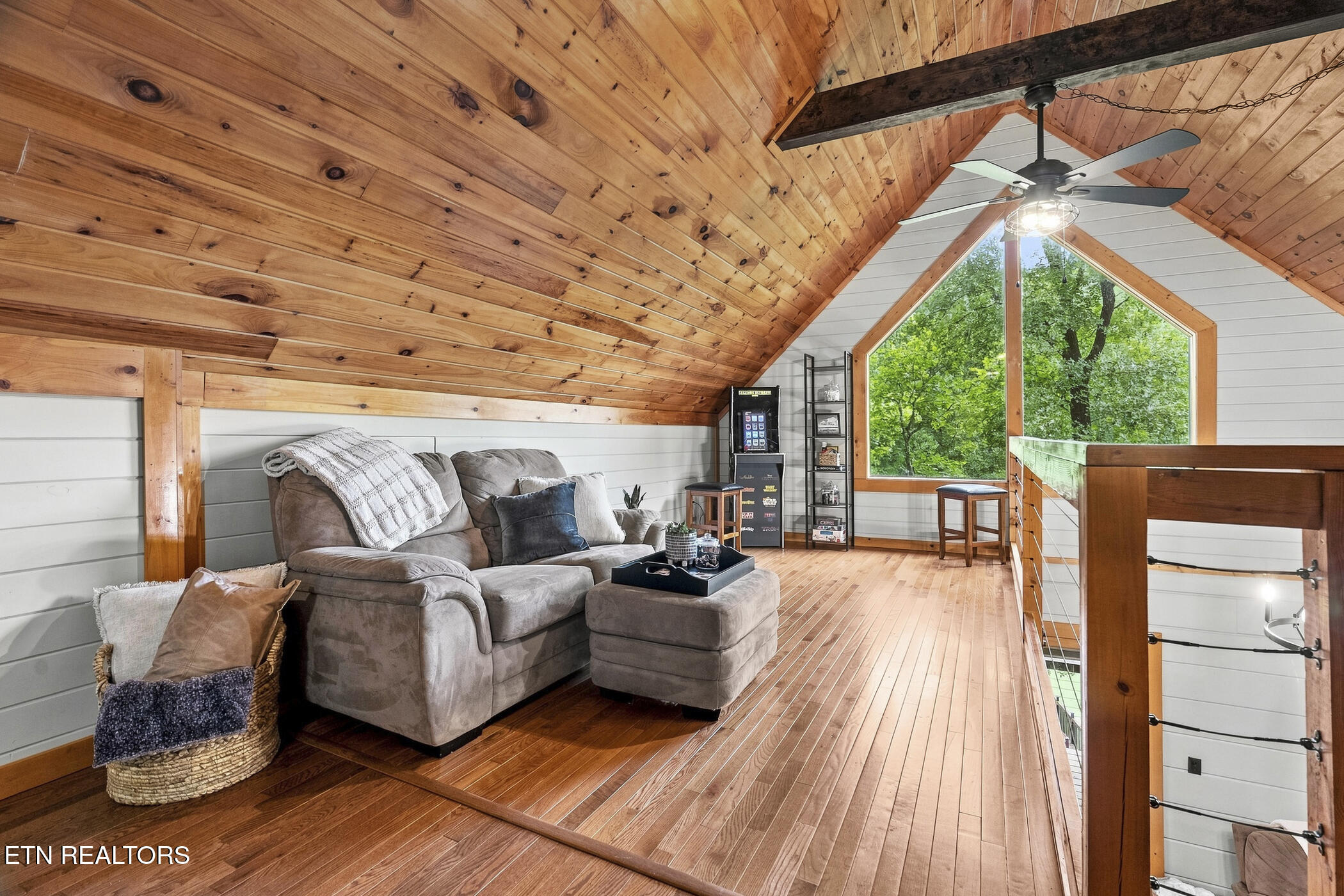 120 Daryl Way Sevierville TN 37876