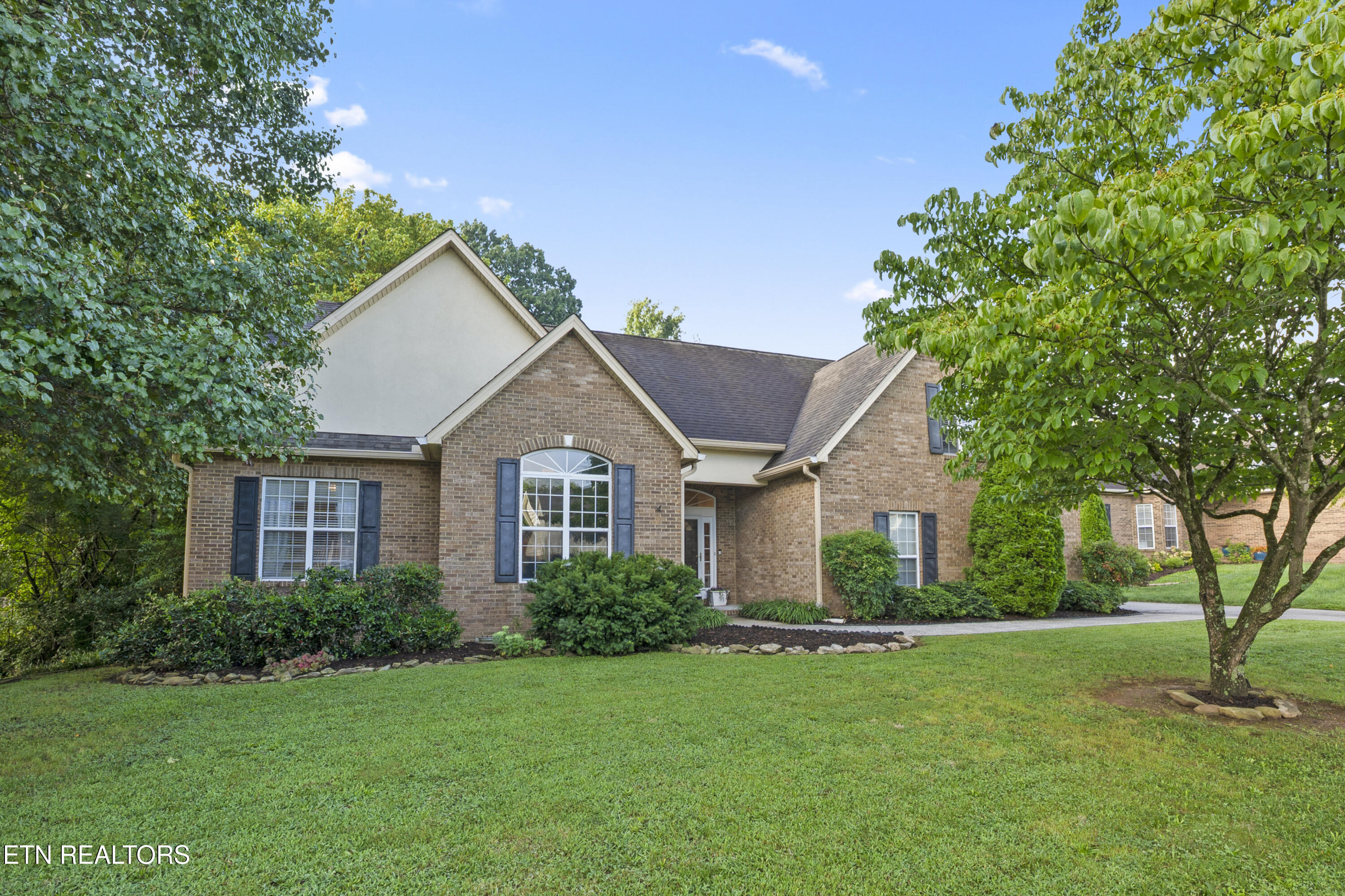 670 Whitesburg Drive Knoxville TN 37918