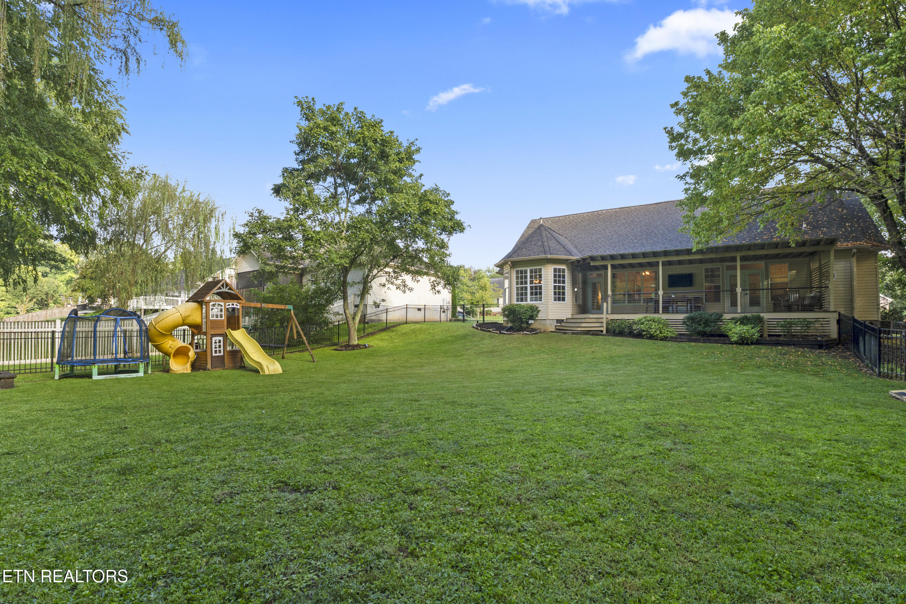 670 Whitesburg Drive Knoxville TN 37918