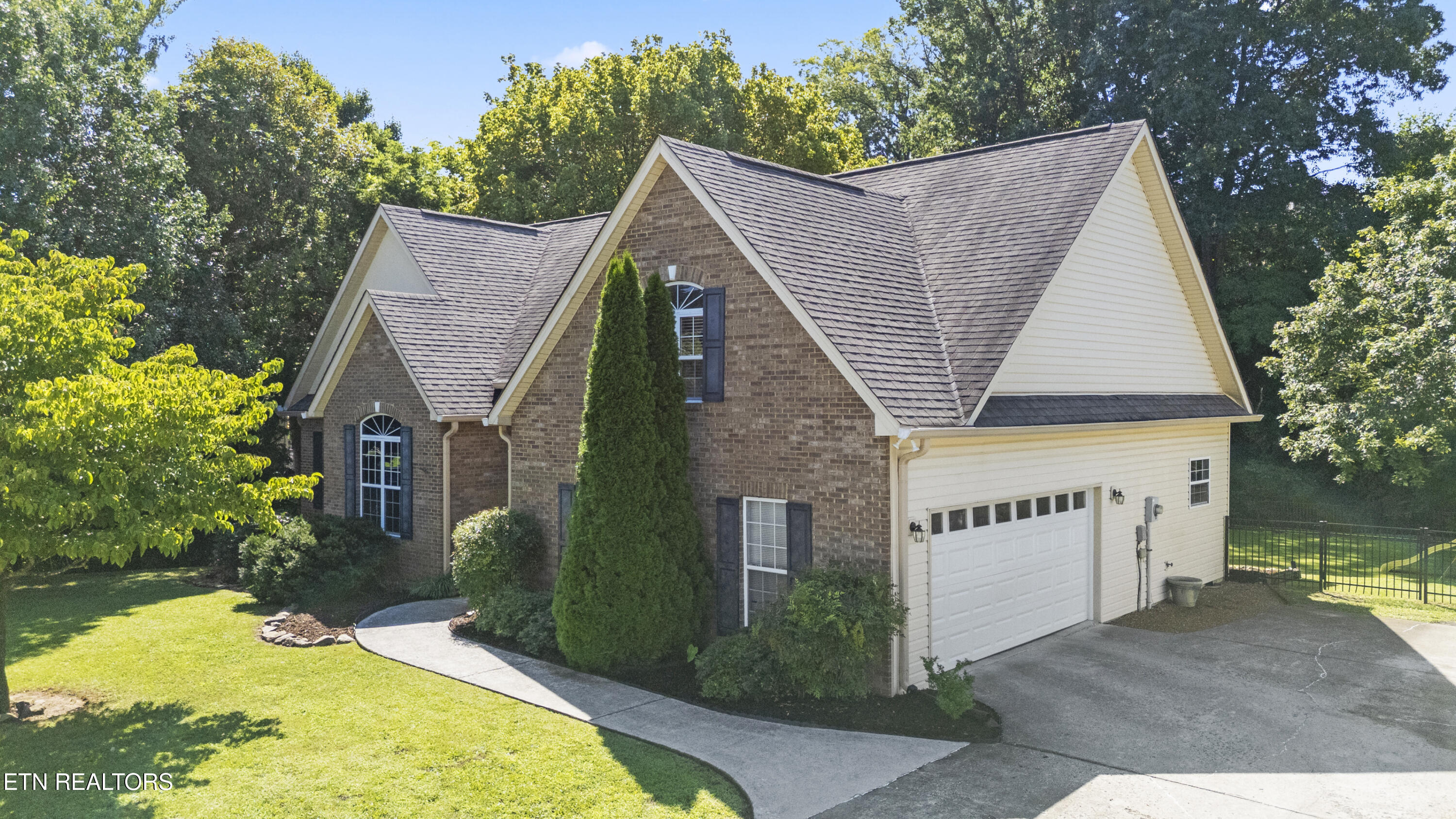 670 Whitesburg Drive Knoxville TN 37918