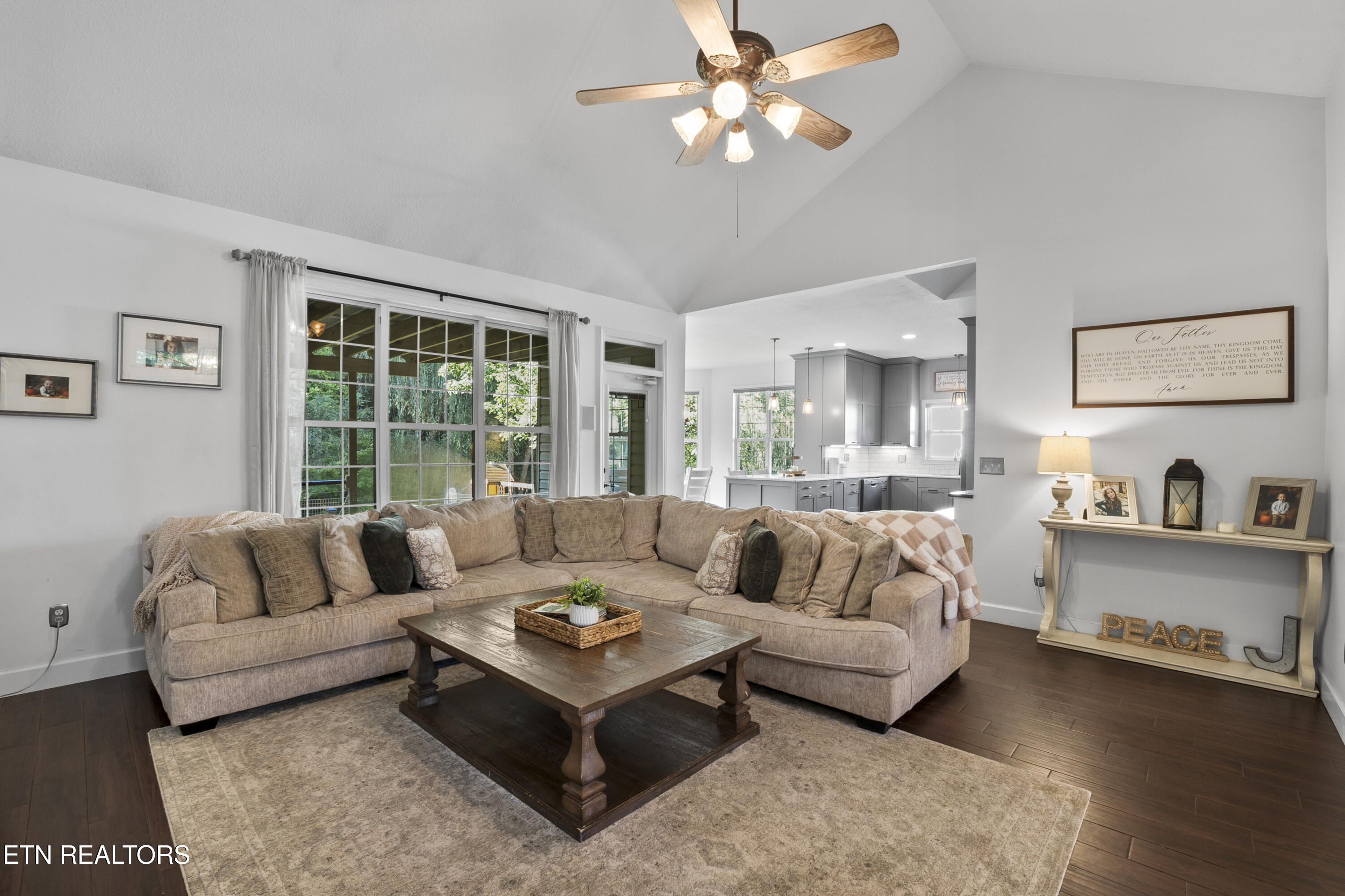 670 Whitesburg Drive Knoxville TN 37918