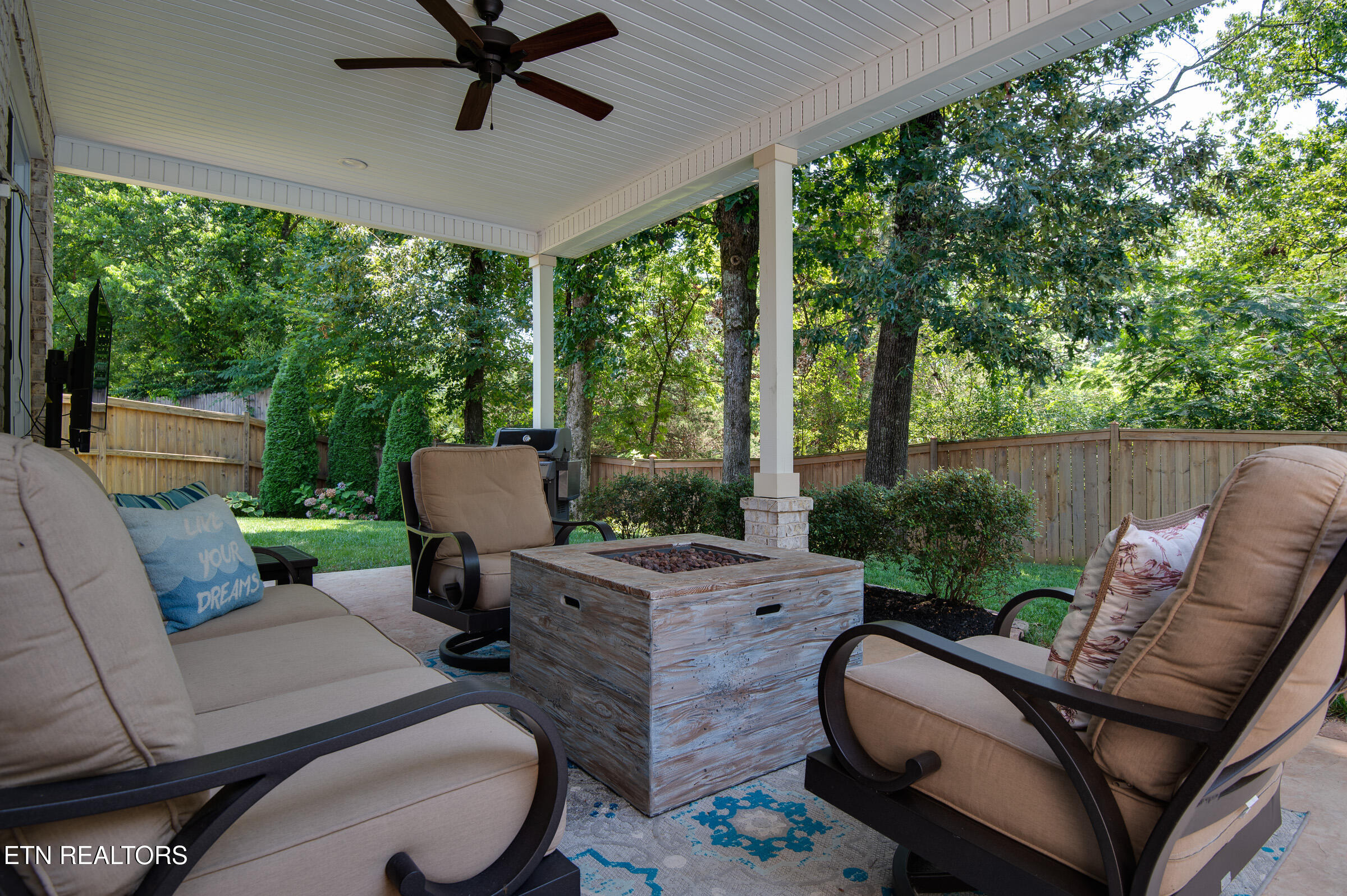 7916 Yellow Jasmine Lane Knoxville TN 37919