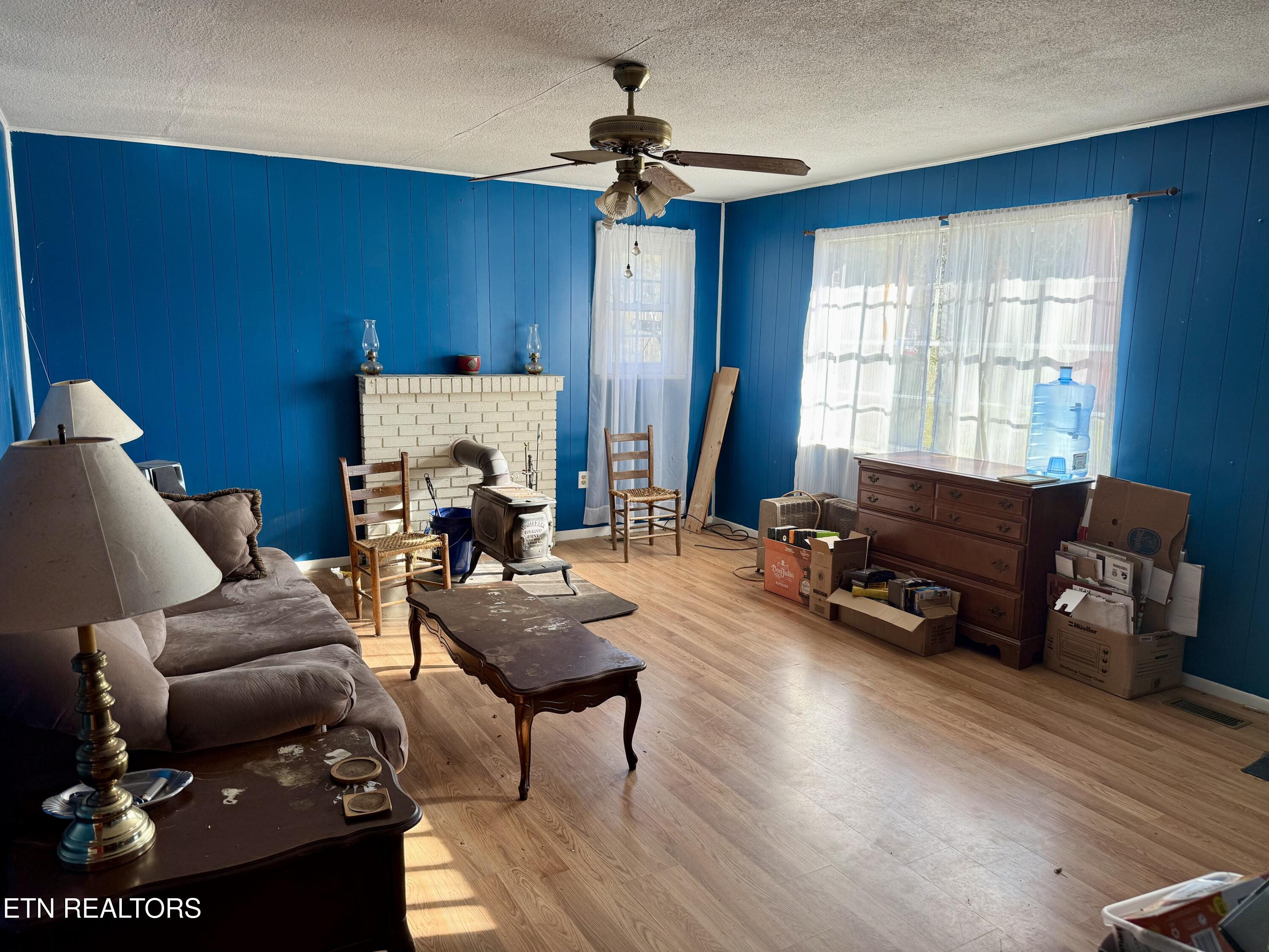 186 Drinnon Lane Sneedville TN 37869