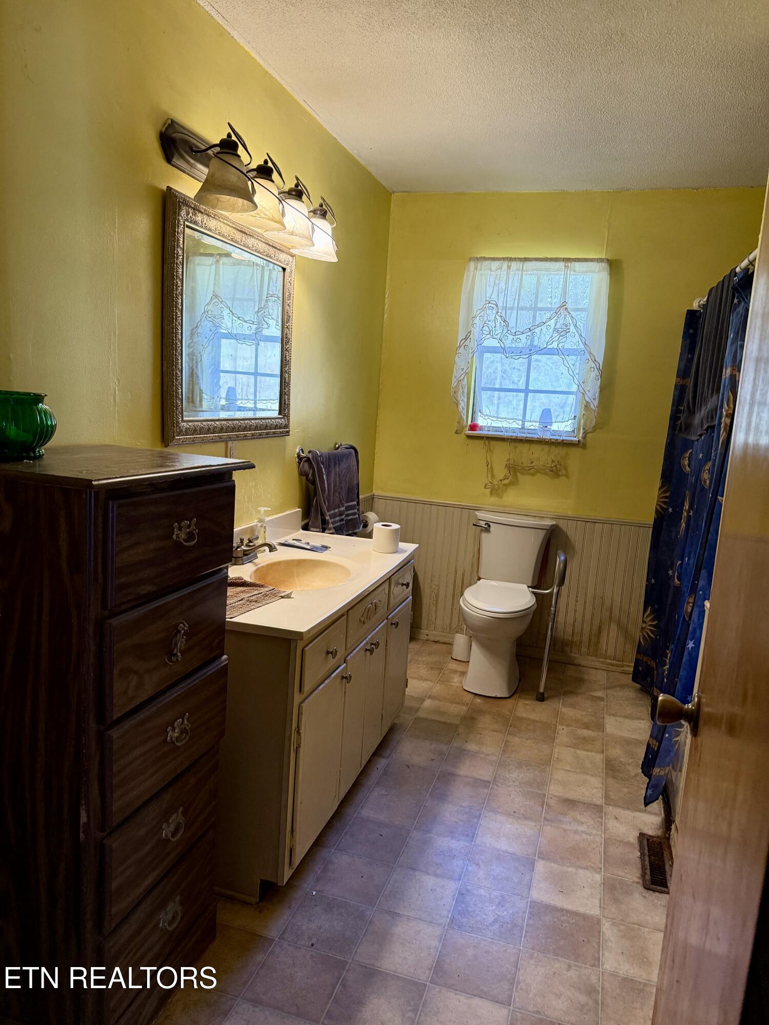 186 Drinnon Lane Sneedville TN 37869