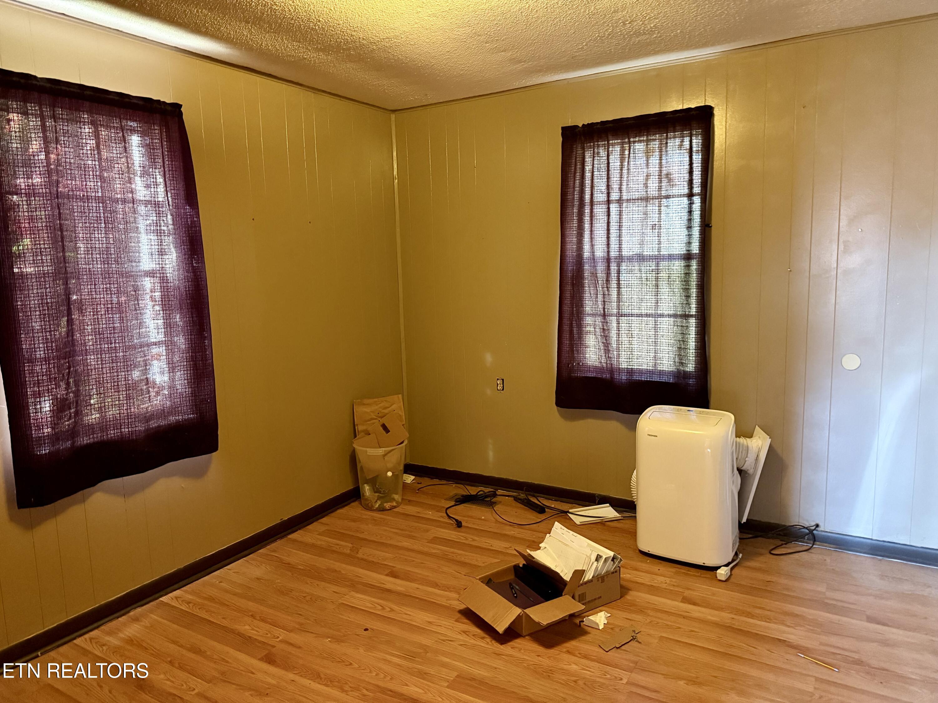 186 Drinnon Lane Sneedville TN 37869