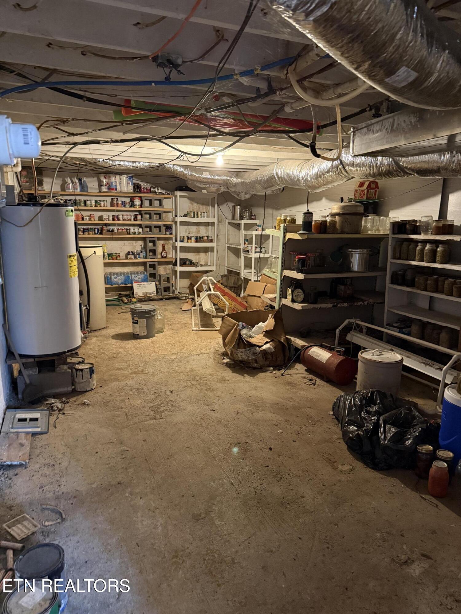 186 Drinnon Lane Sneedville TN 37869