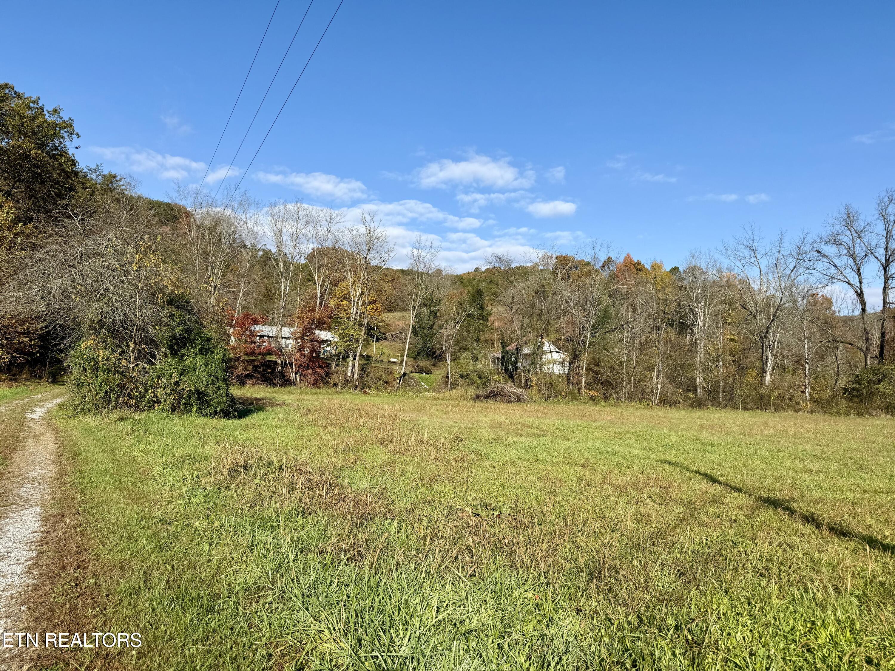 186 Drinnon Lane Sneedville TN 37869