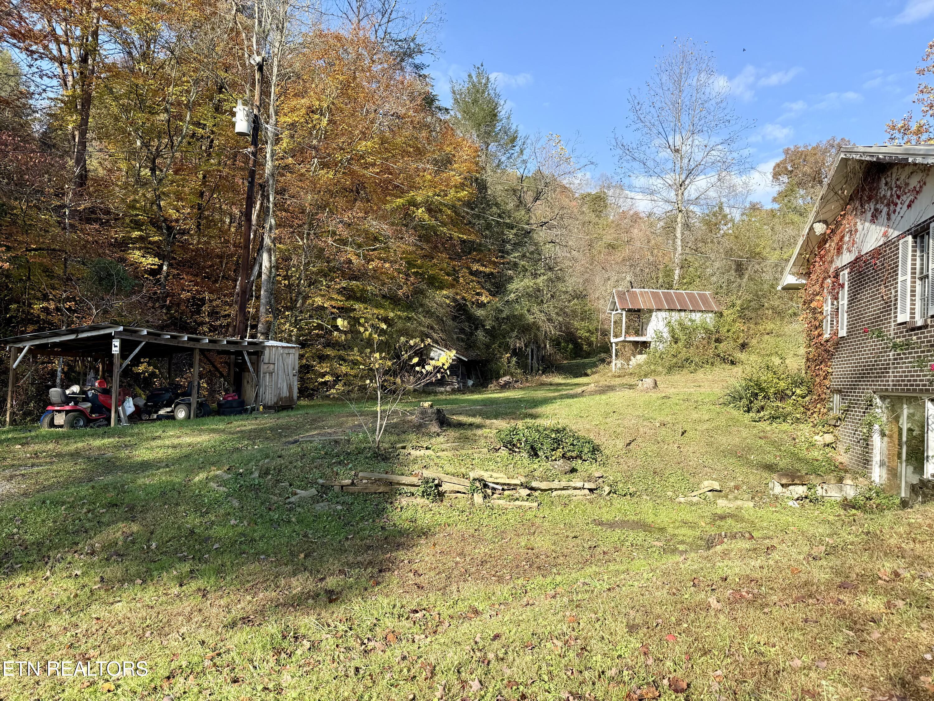 186 Drinnon Lane Sneedville TN 37869