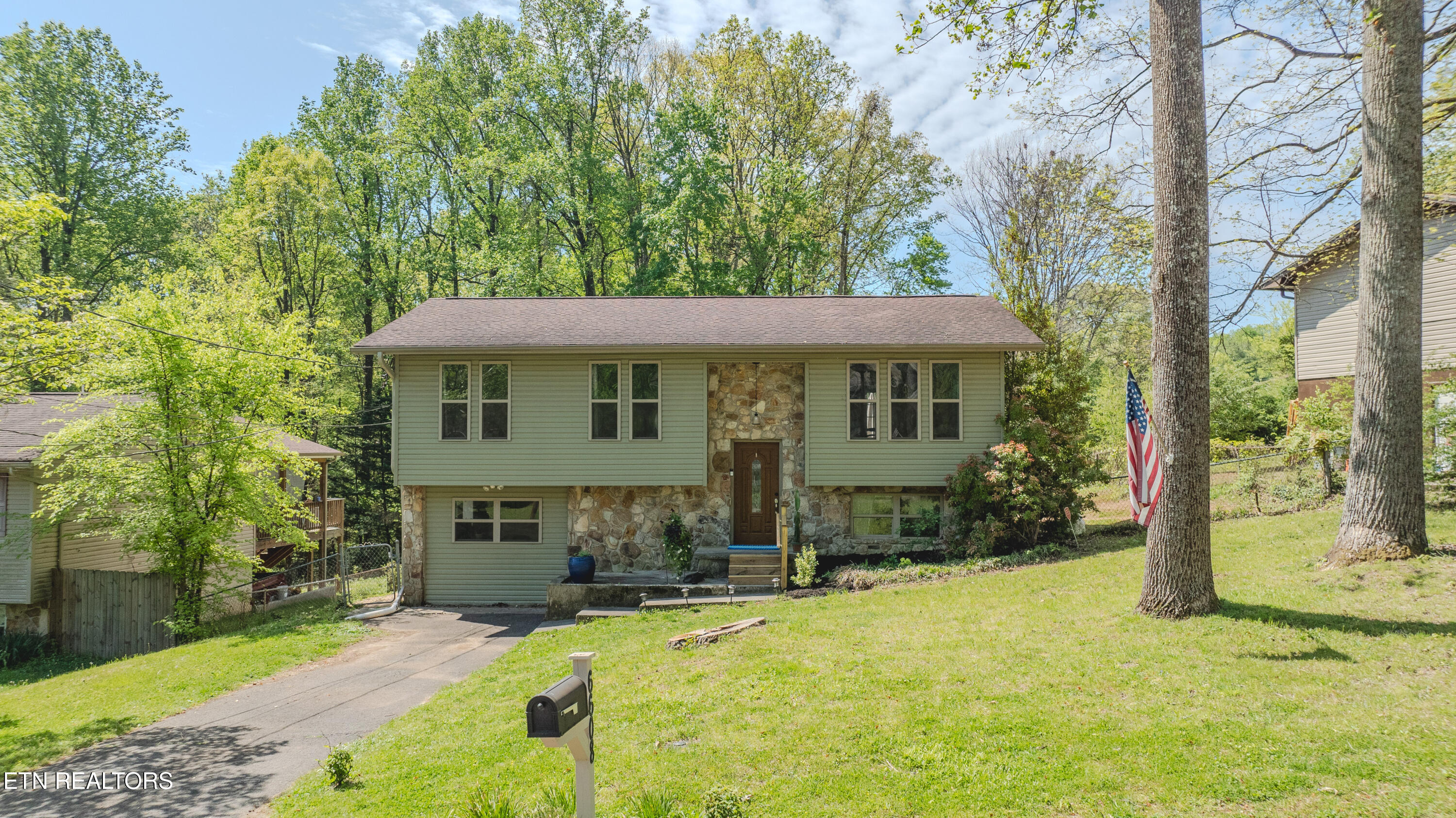6608 Rockbridge Lane Knoxville TN 37921