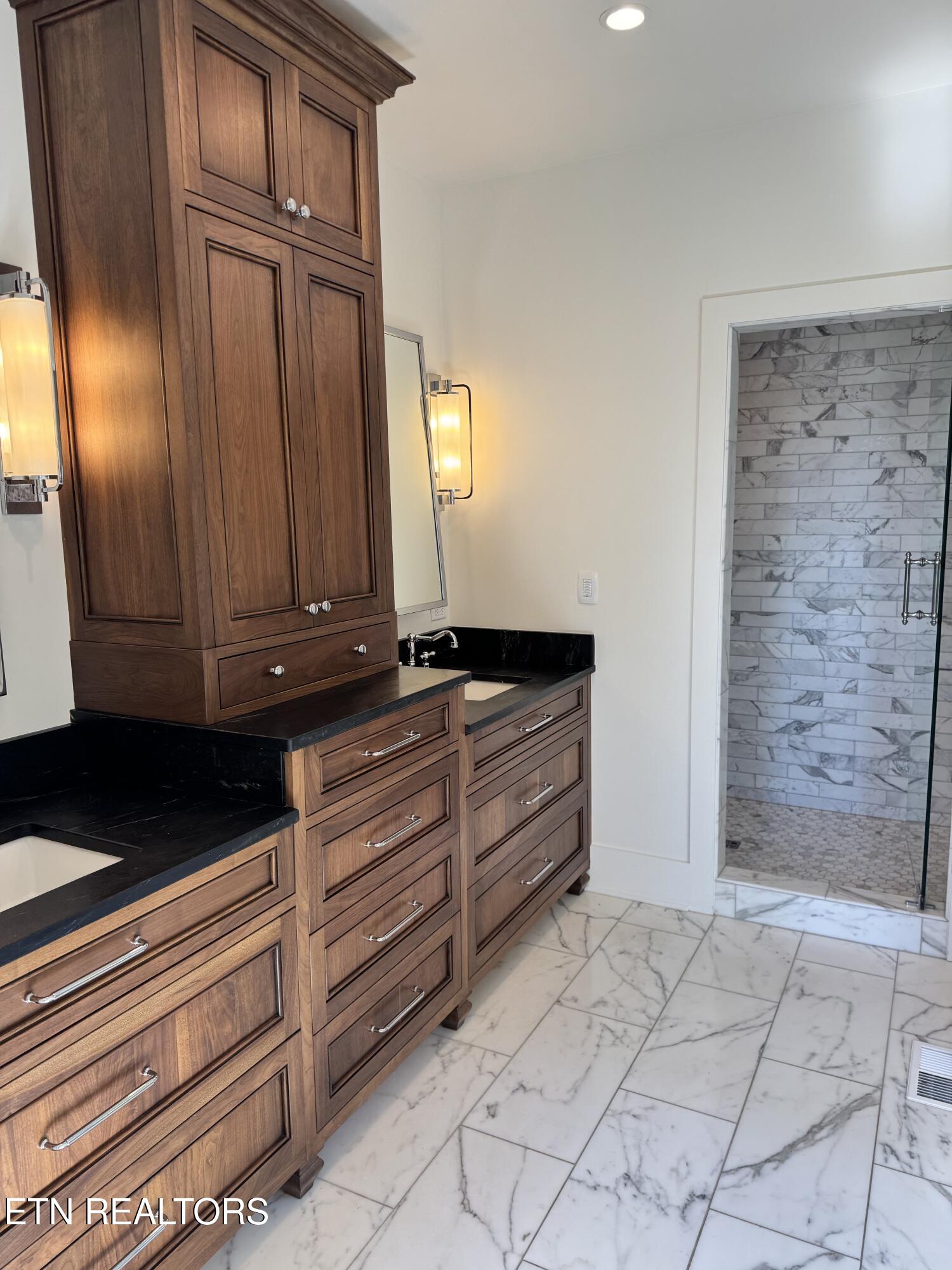 2028 Arcadia Peninsula Way Knoxville TN 37922
