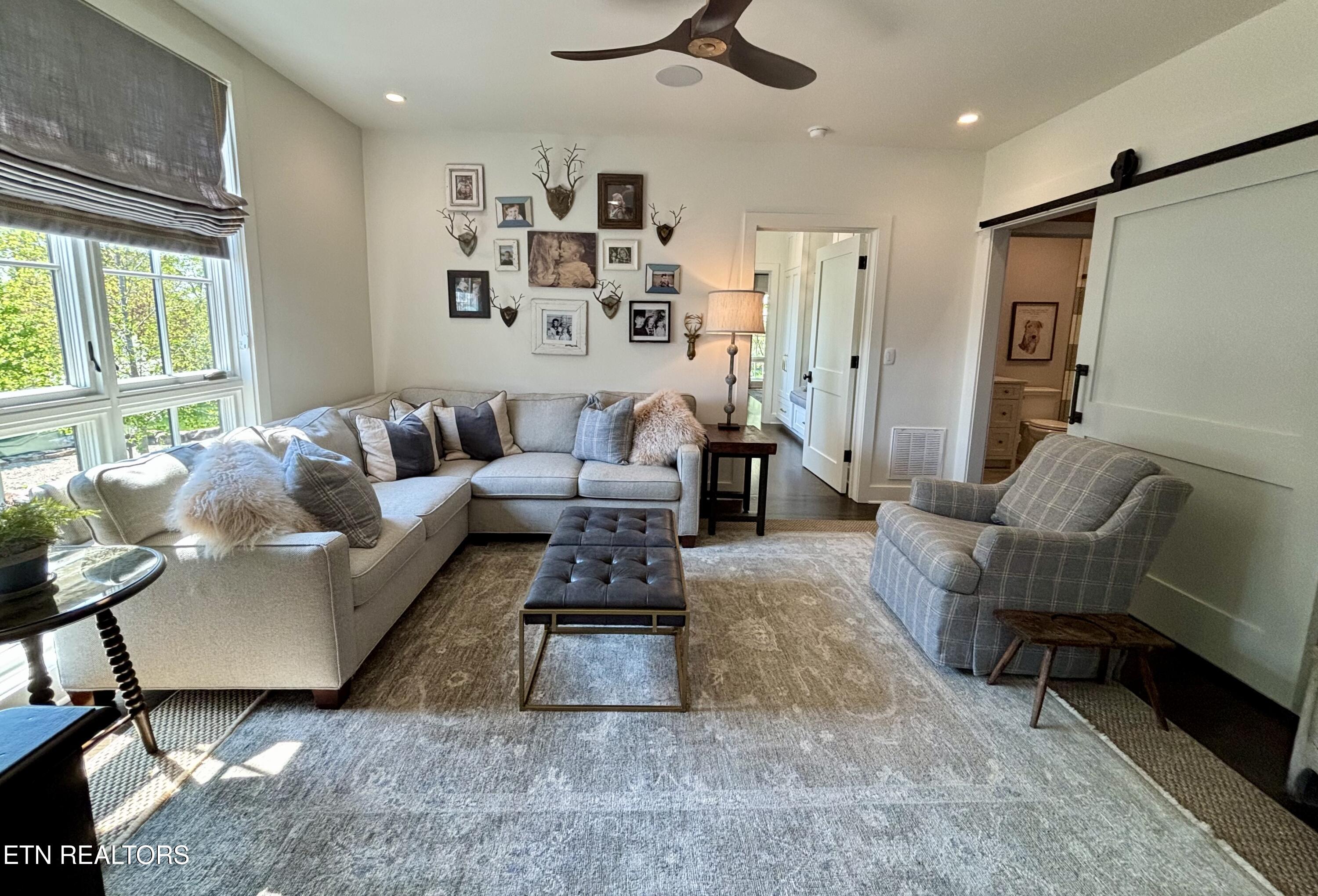 2028 Arcadia Peninsula Way Knoxville TN 37922