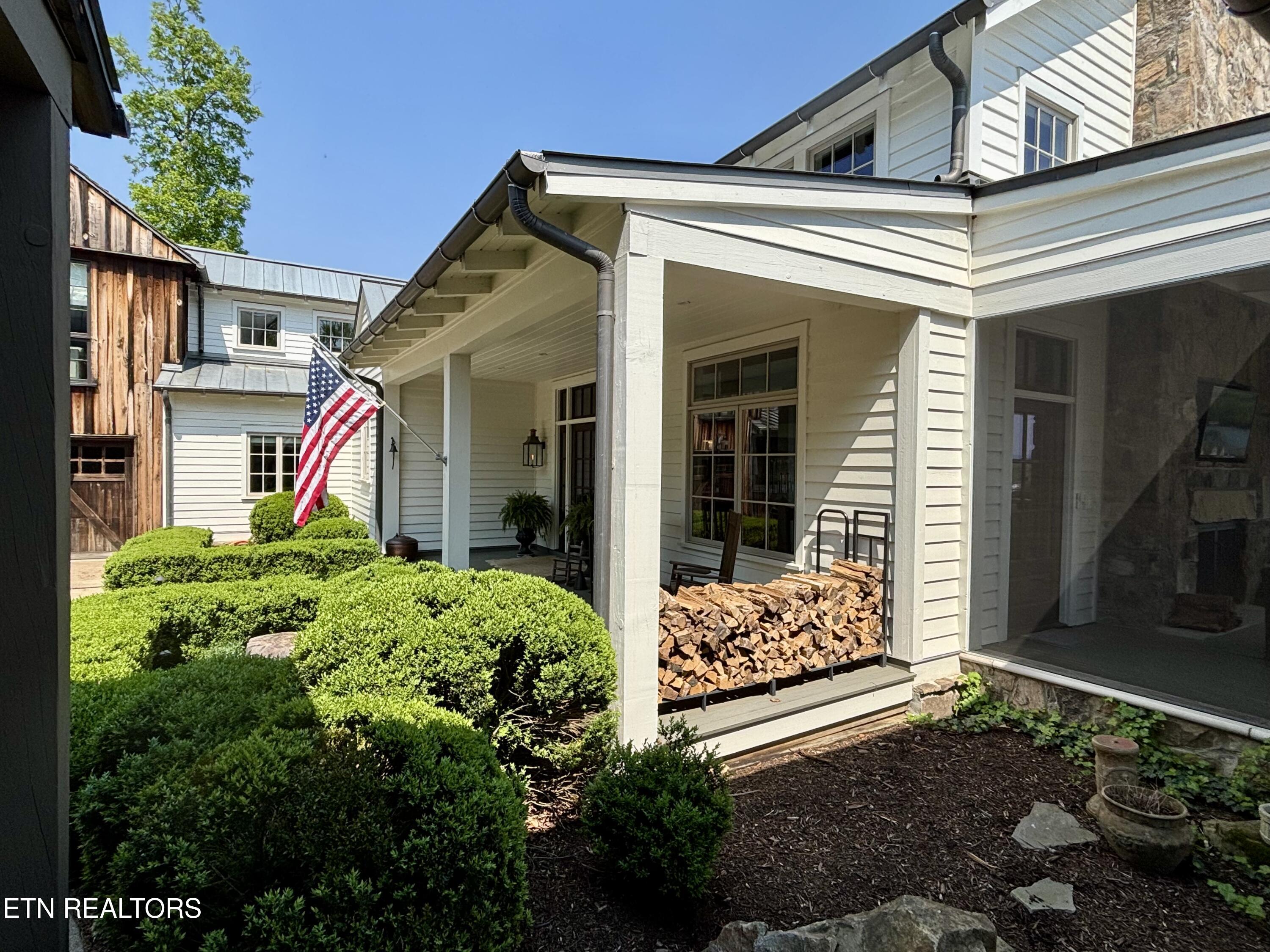 2028 Arcadia Peninsula Way Knoxville TN 37922