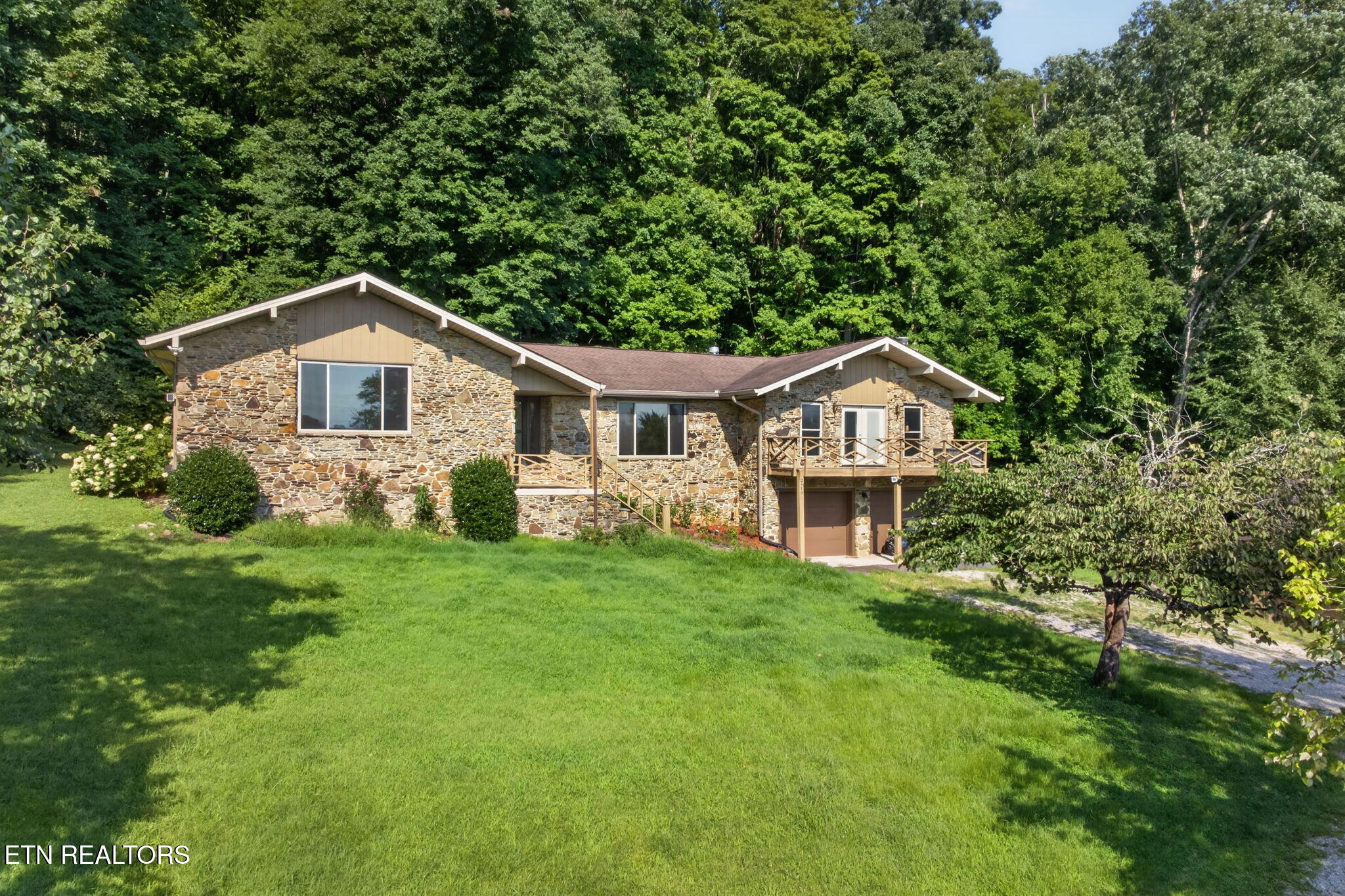 2410 Browns Mill Road Cookeville TN 38506