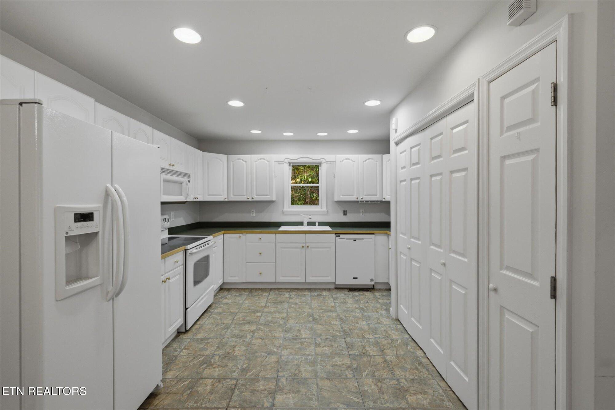 204 Stott Lane Gatlinburg TN 37738