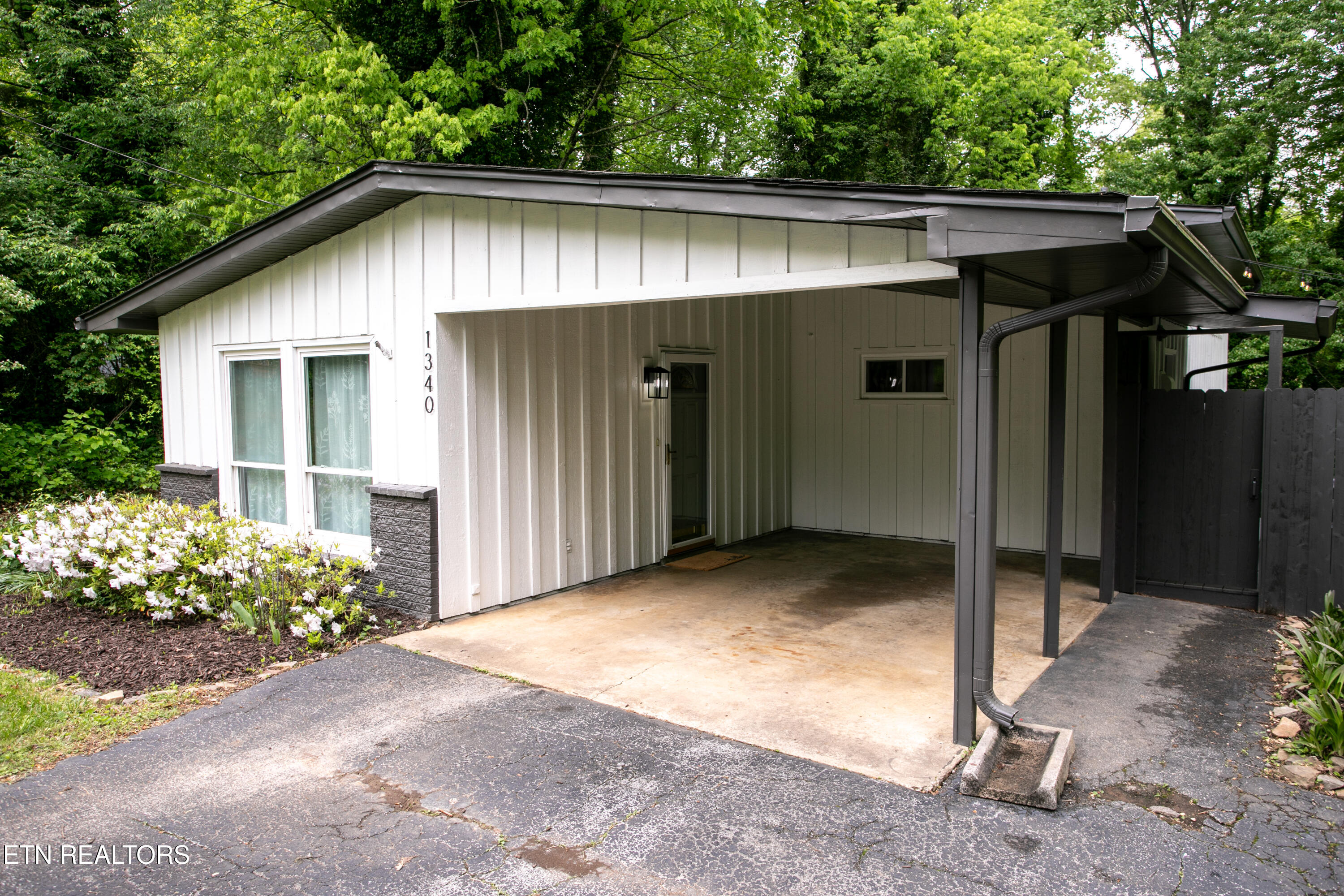 1340 Sumac Drive Knoxville TN 37919