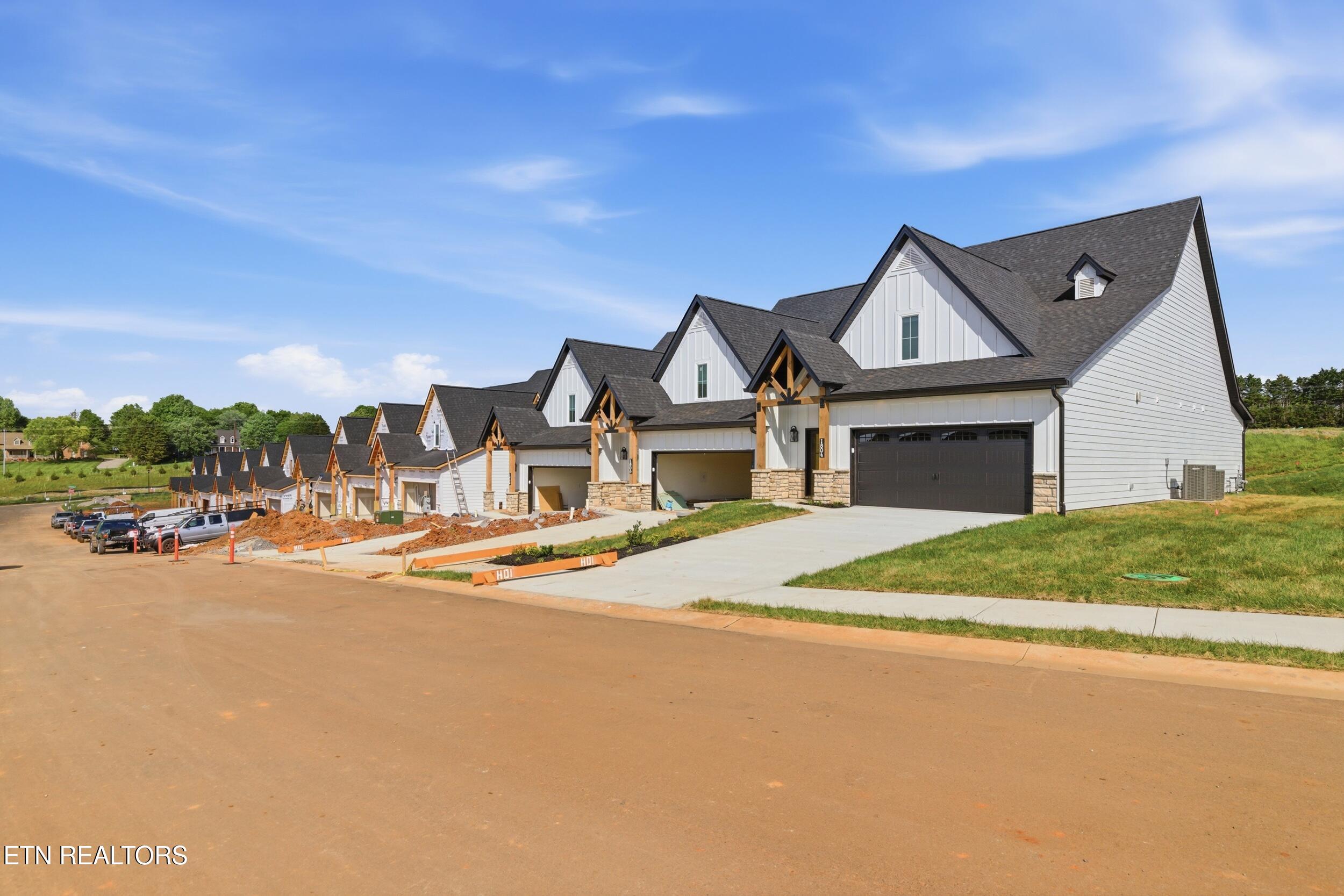 1806 Poplar Spgs Place Maryville TN 37803