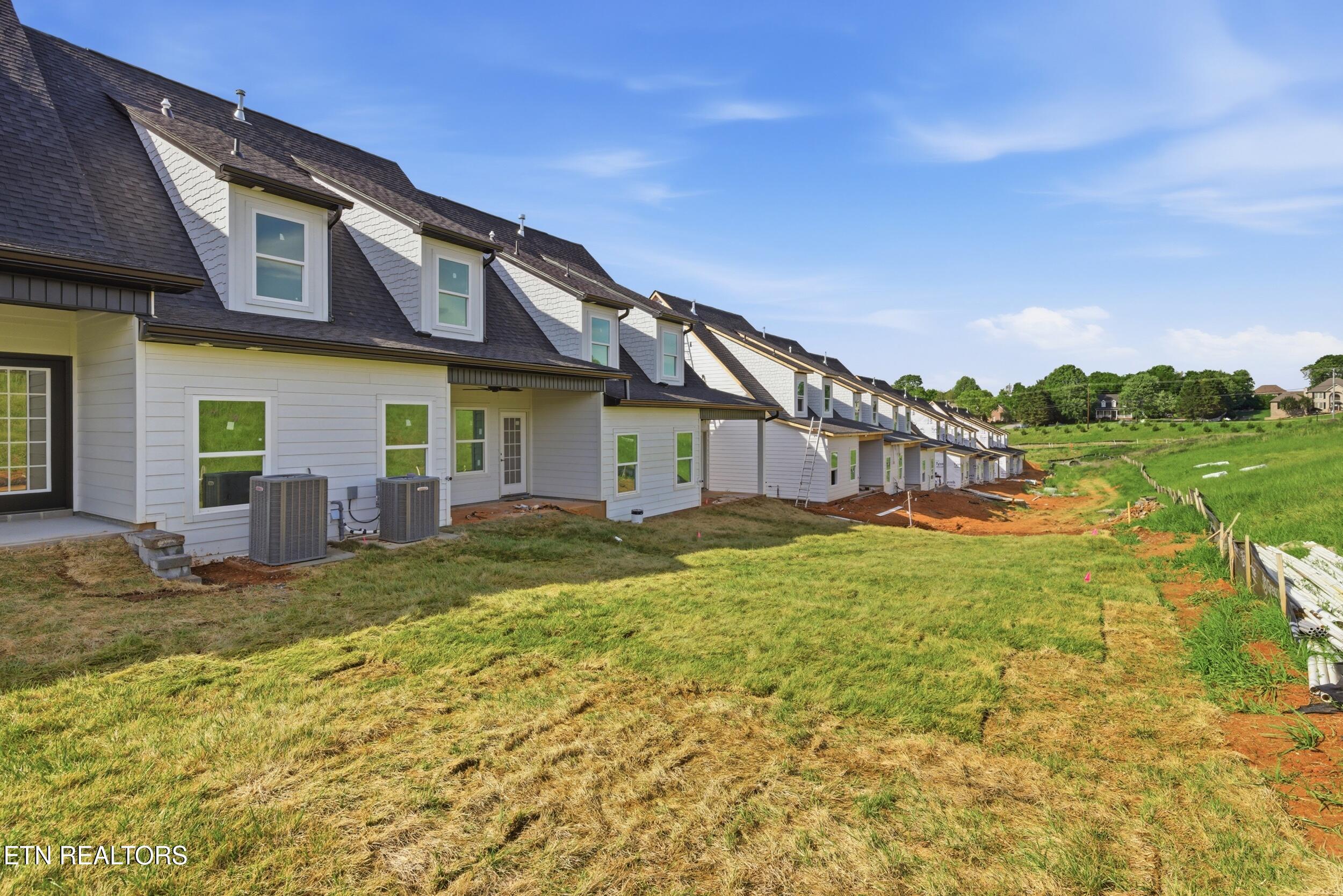 1806 Poplar Spgs Place Maryville TN 37803