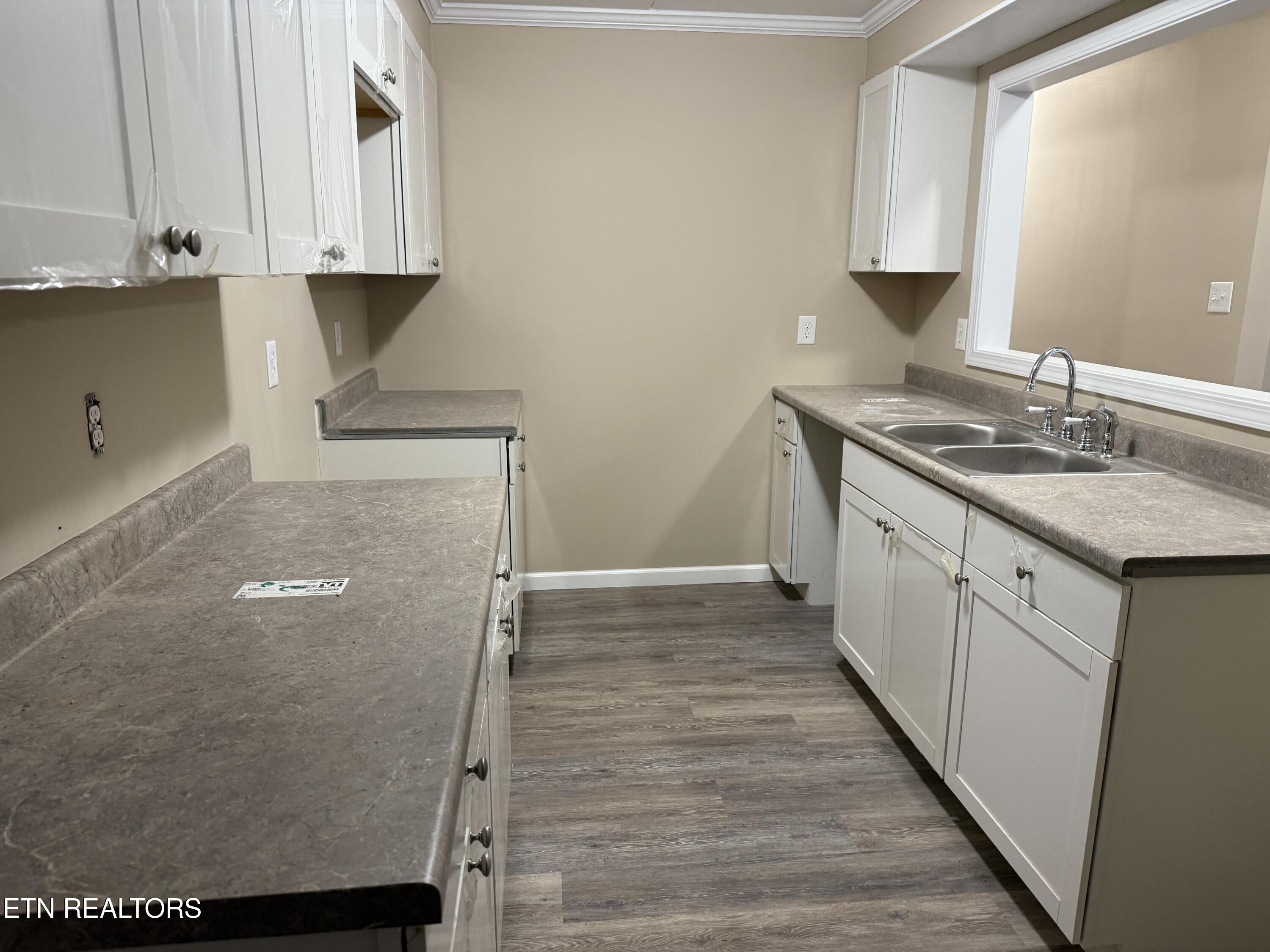 522 College Grove Road Rockwood TN 37854