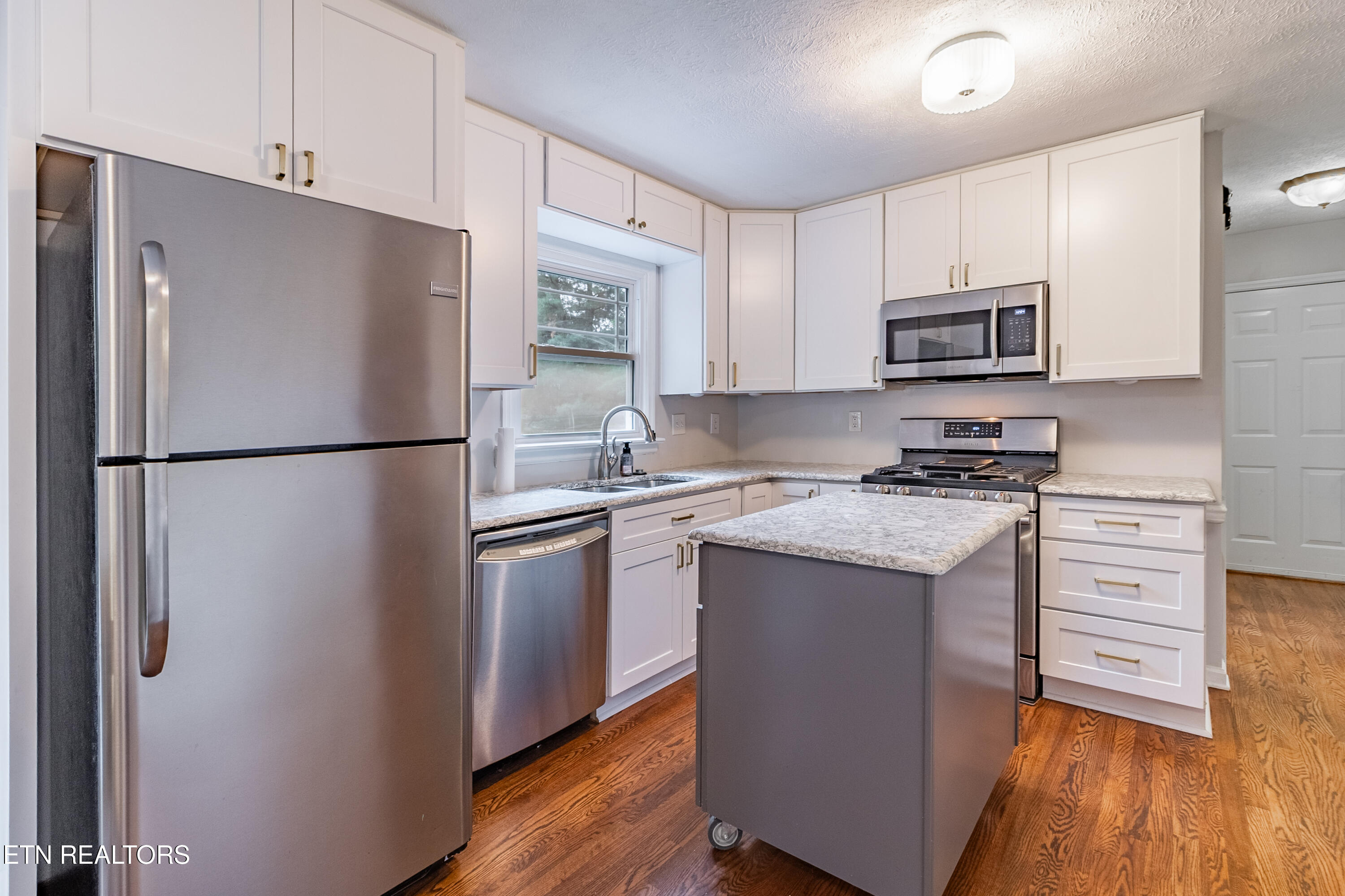 9916 Cedar Croft Circle Knoxville TN 37932