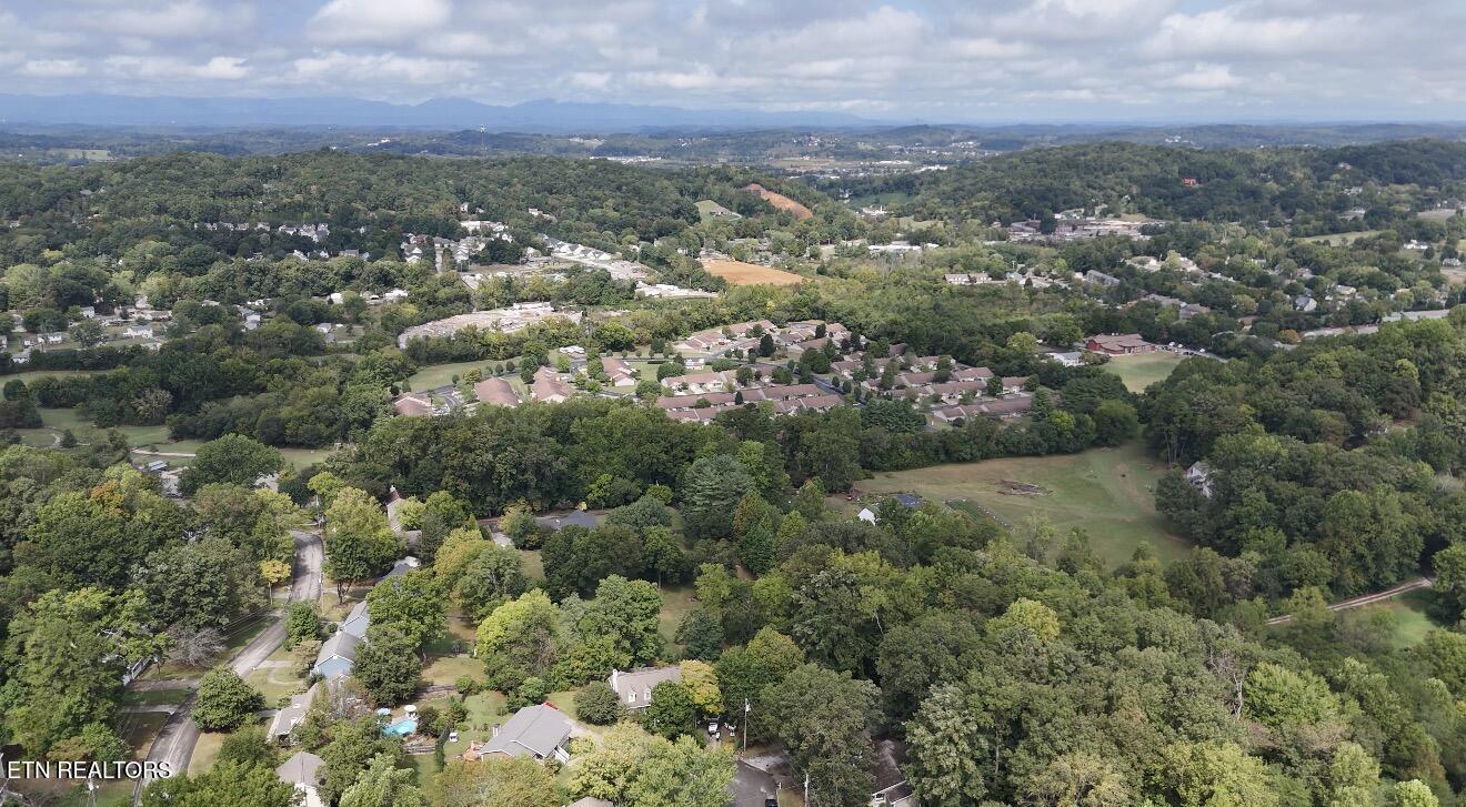 9916 Cedar Croft Circle Knoxville TN 37932