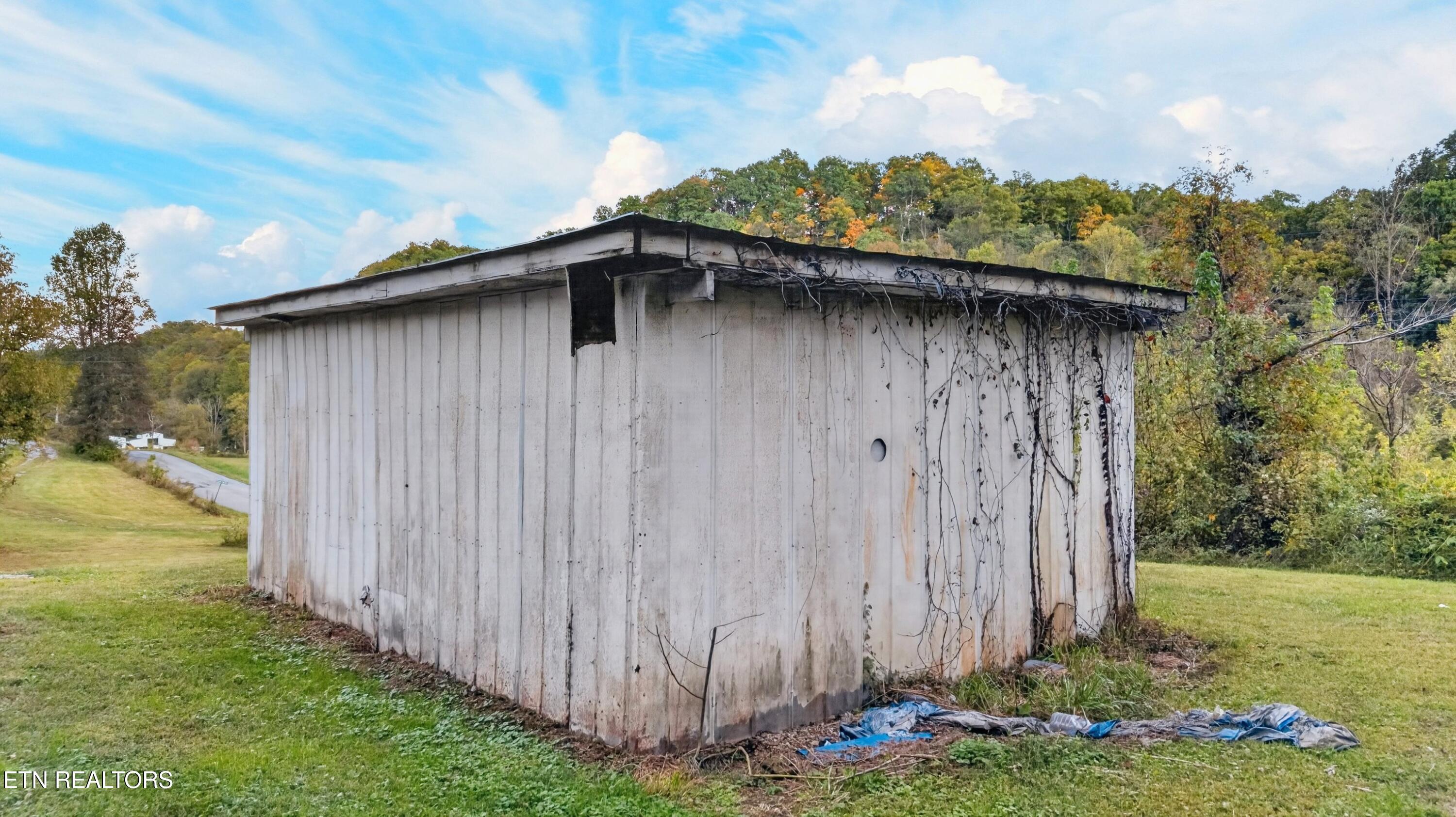 2501 Upper Caney Valley Road Tazewell TN 37879