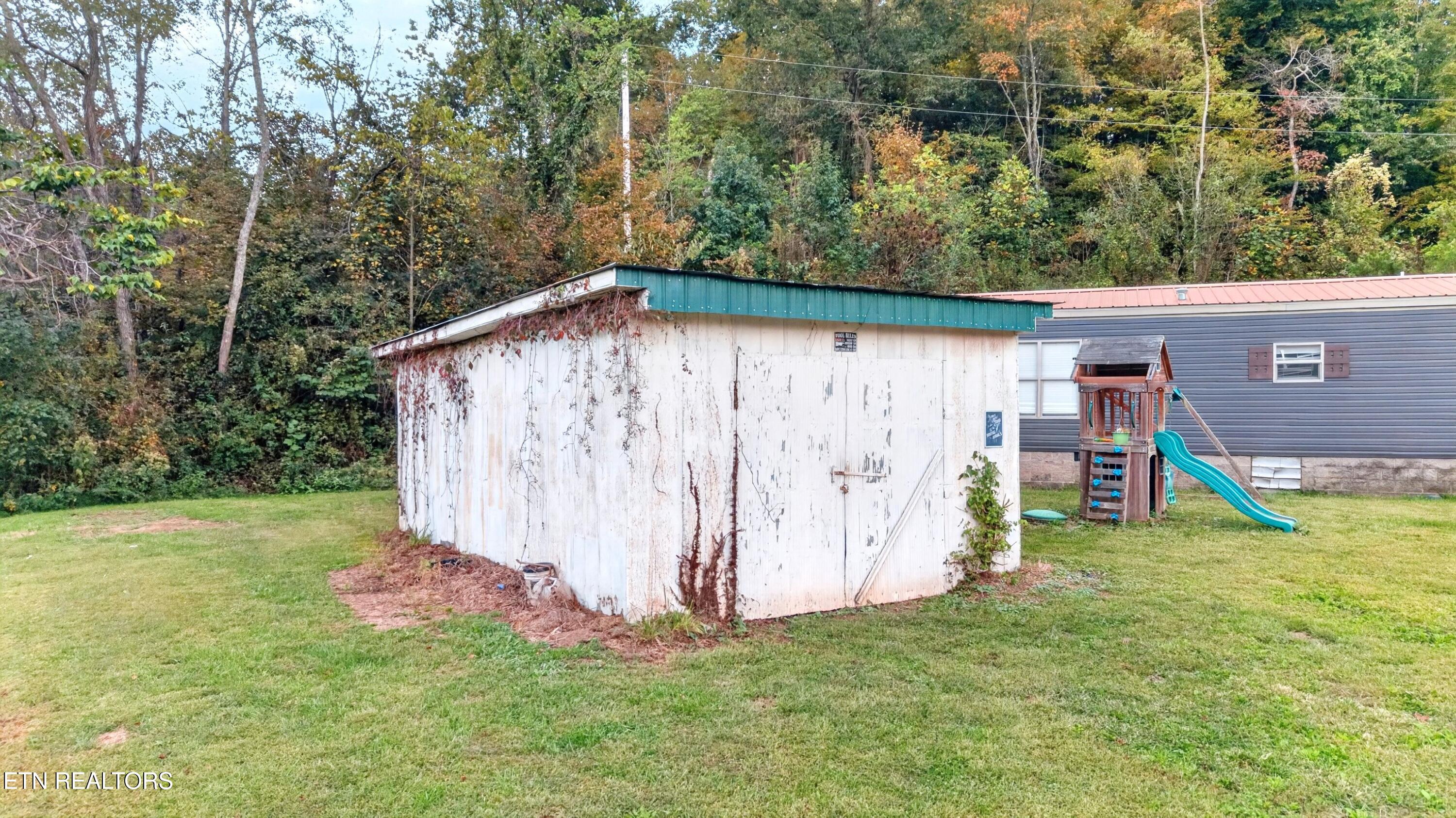2501 Upper Caney Valley Road Tazewell TN 37879