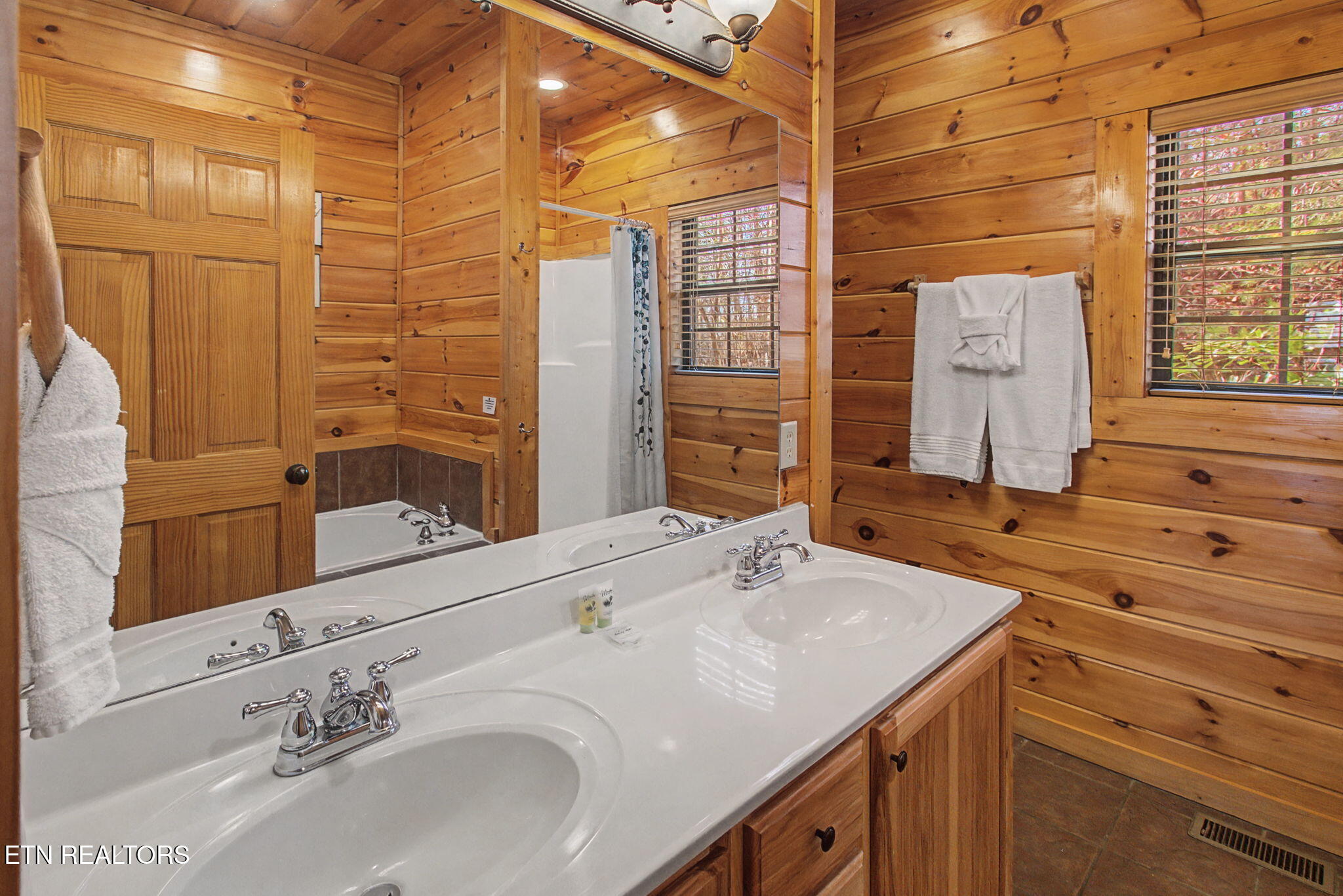 1226 Serenity Lane Sevierville TN 37876
