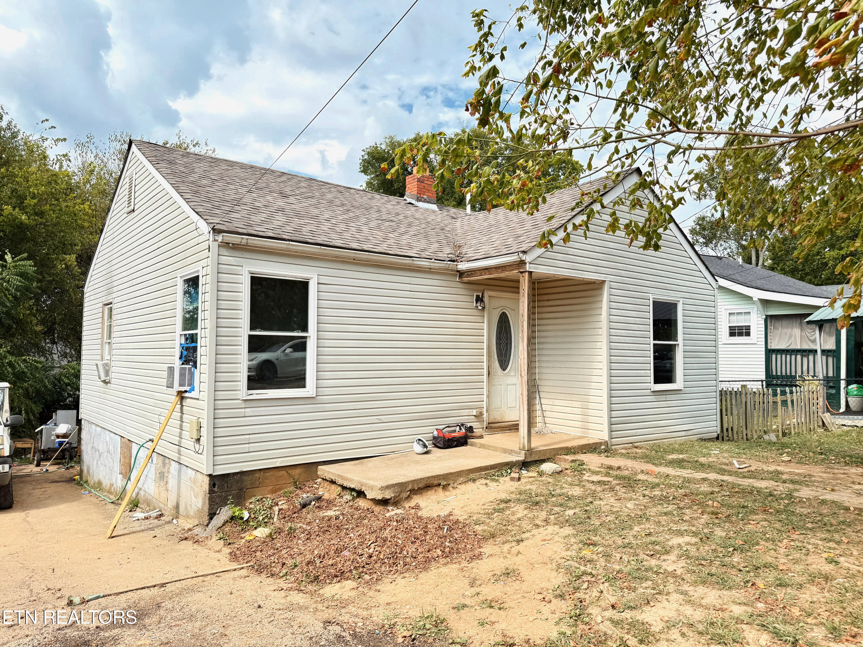 3229 Shields Avenue Knoxville TN 37914