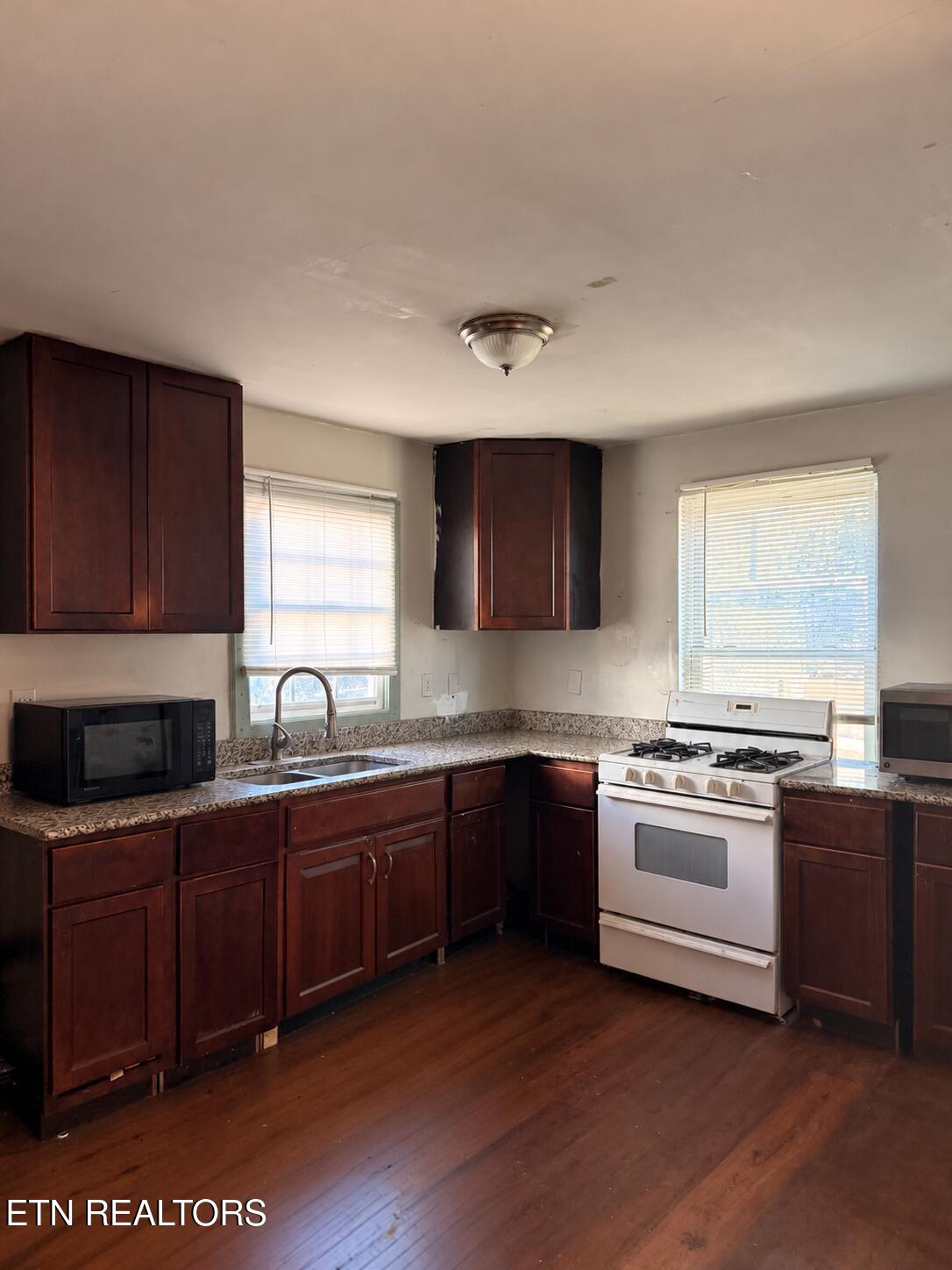3229 Shields Avenue Knoxville TN 37914
