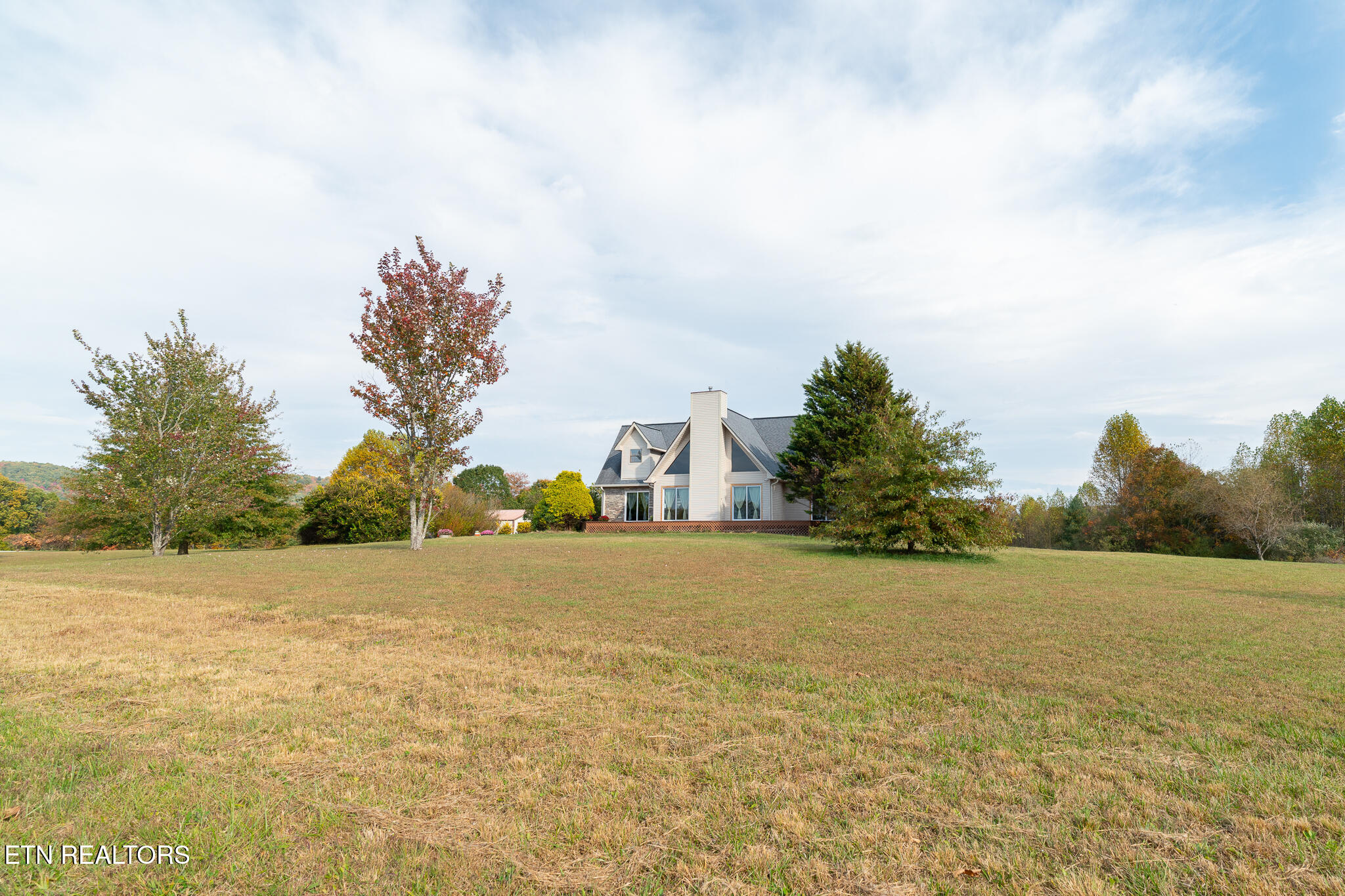 3767 Phillips Flats Road Oneida TN 37841