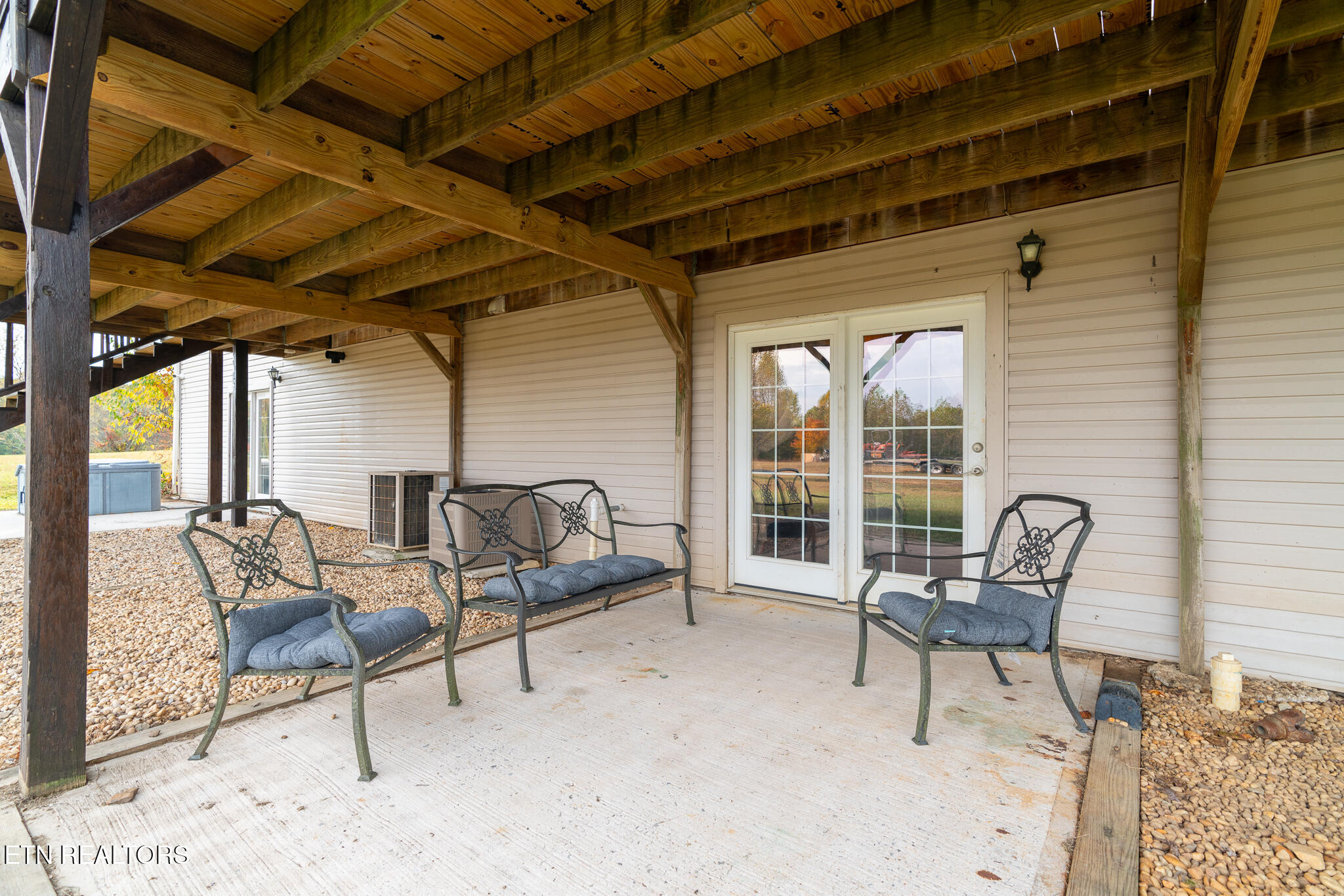 3767 Phillips Flats Road Oneida TN 37841