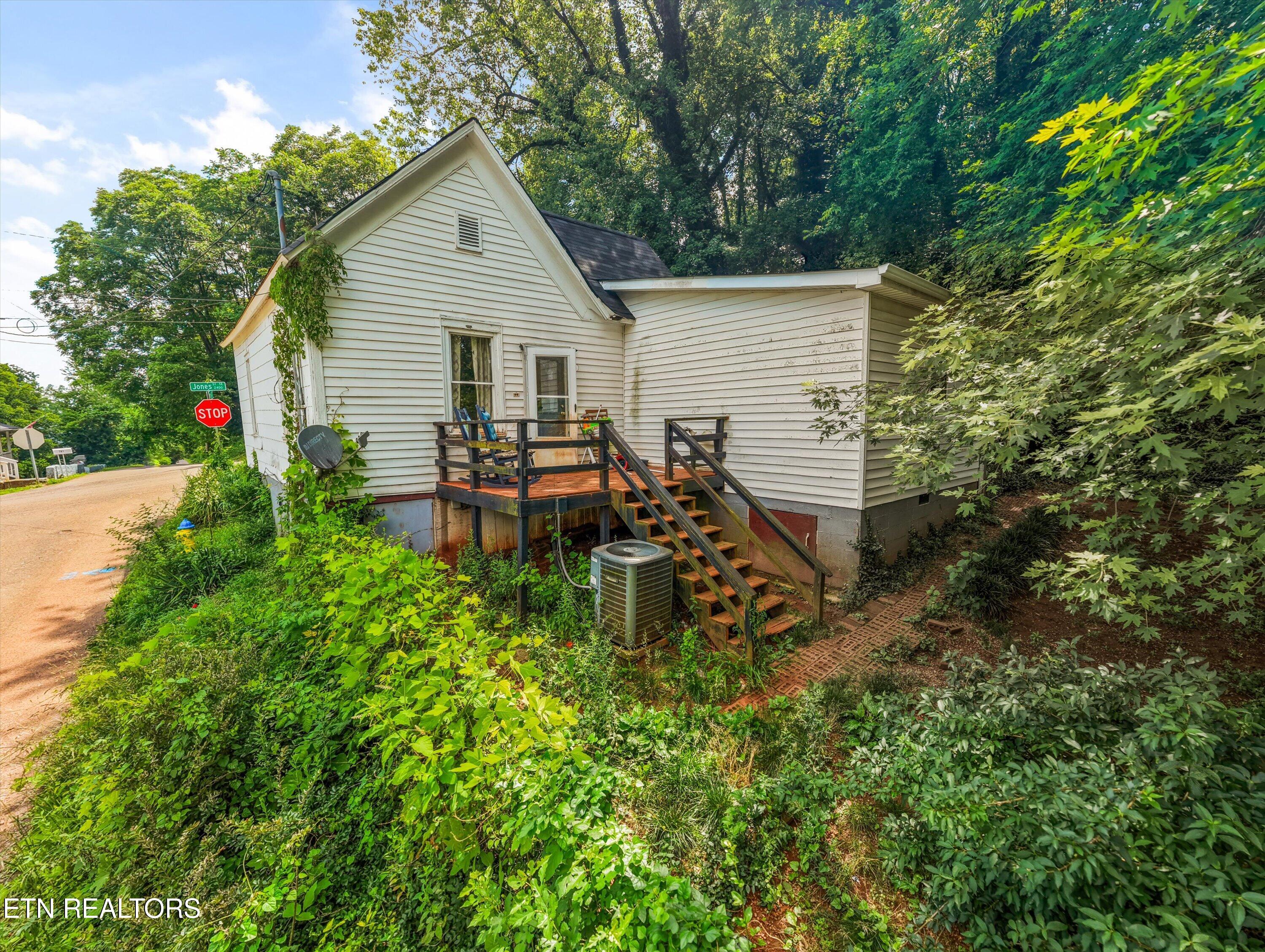 2401 Jones Street Knoxville TN 37920