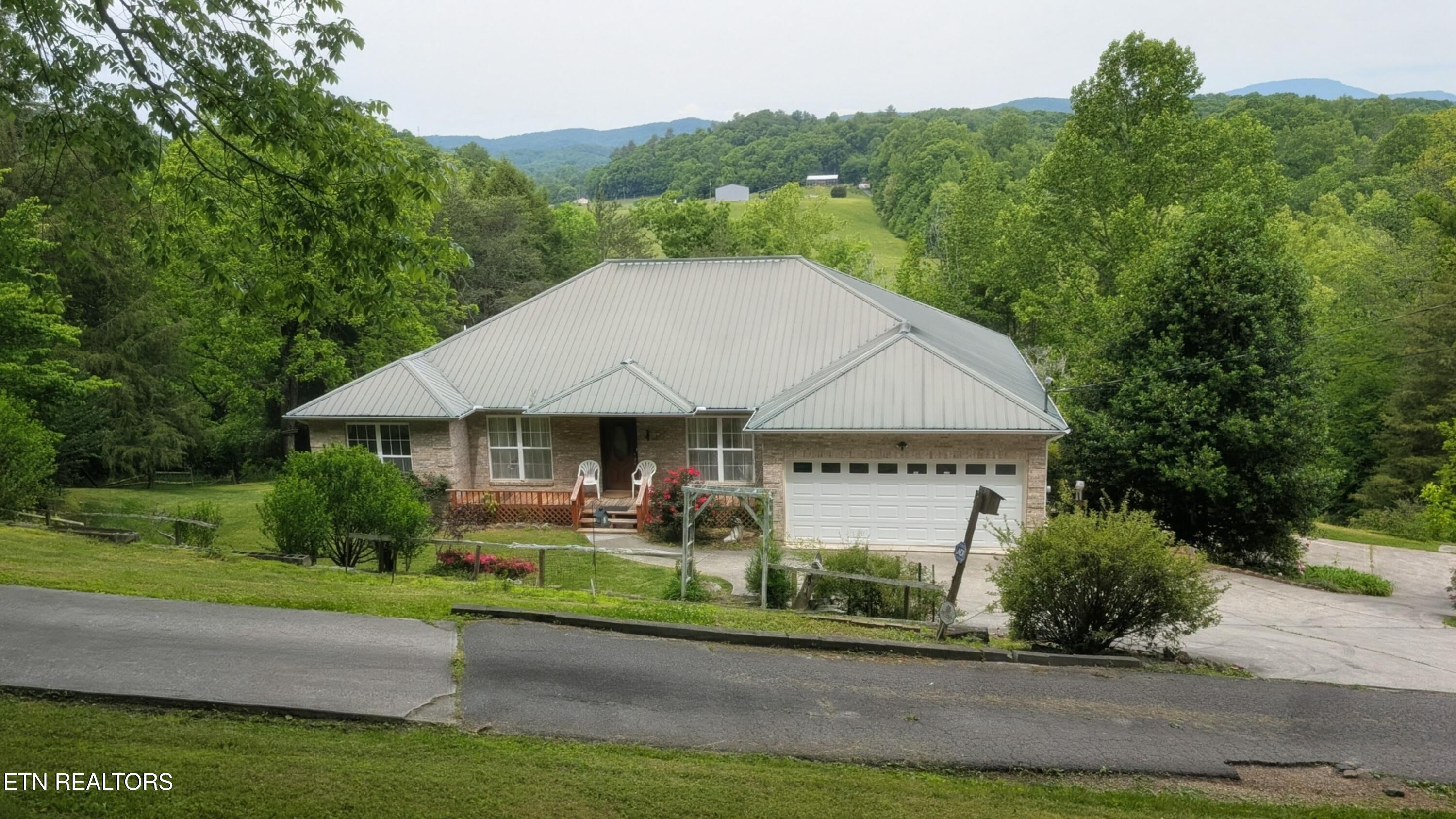 777 Poplar Creek Road Oliver Springs TN 37840