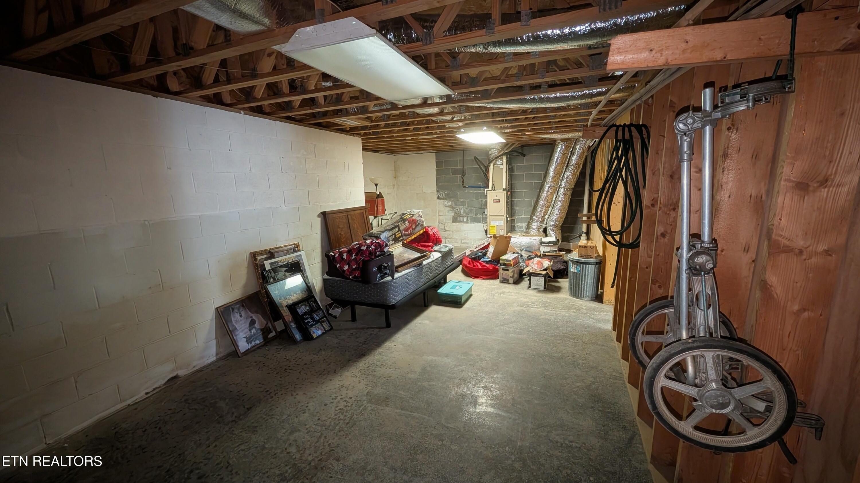 777 Poplar Creek Road Oliver Springs TN 37840