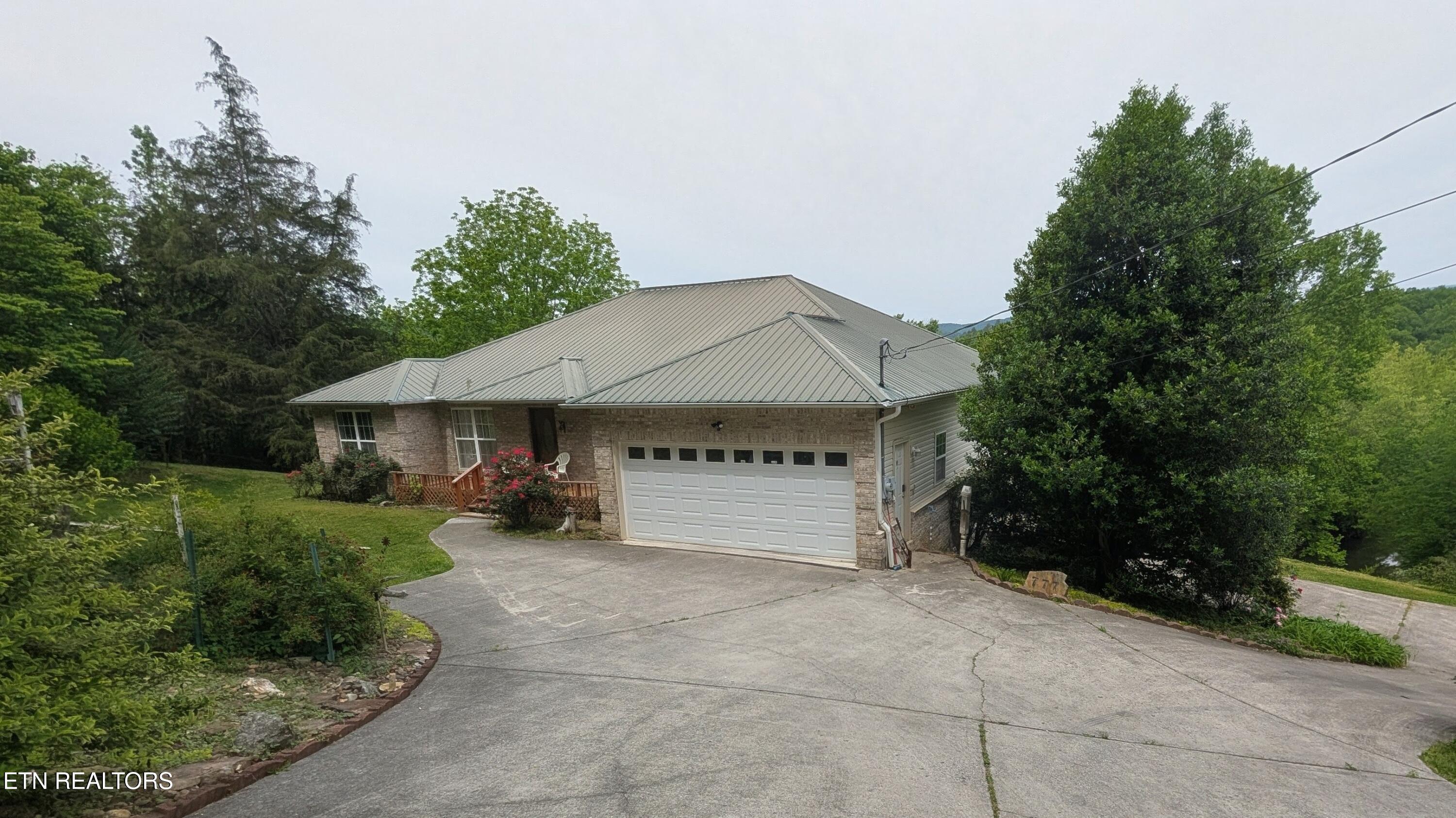 777 Poplar Creek Road Oliver Springs TN 37840