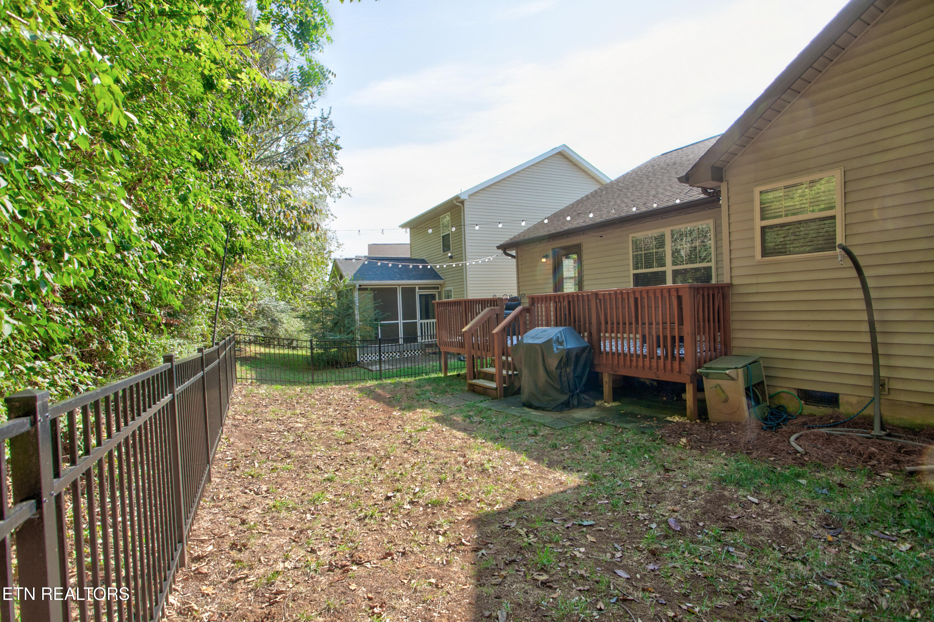 9931 Thunderbolt Way Knoxville TN 37923