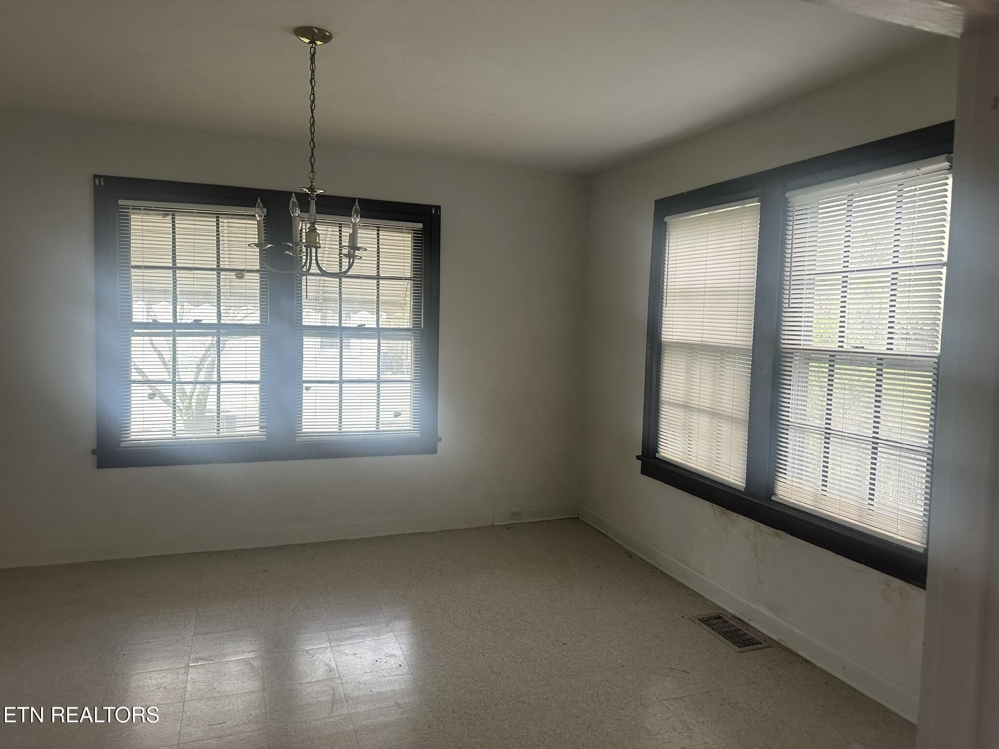 2722 Fairmont Boulevard Knoxville TN 37917