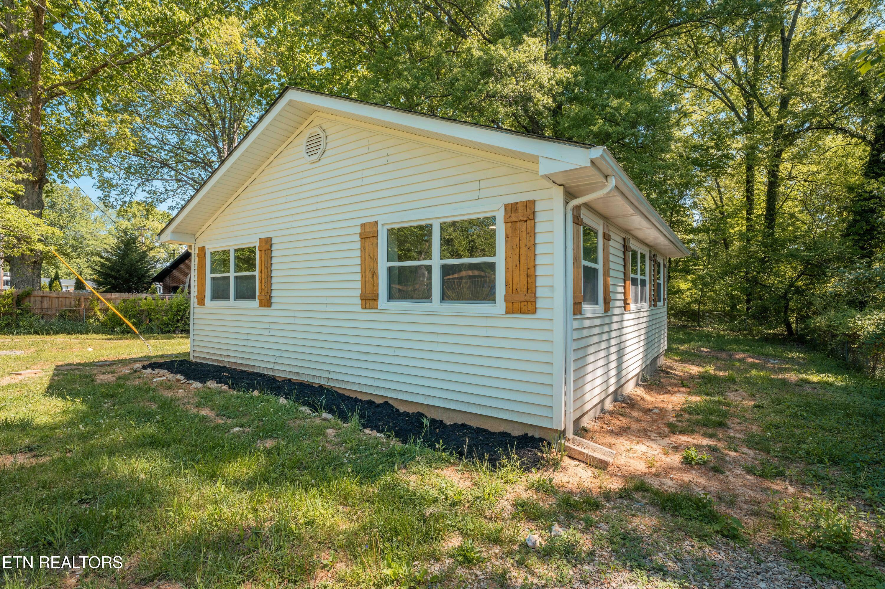 141 W Gettysburg Avenue Oak Ridge TN 37830