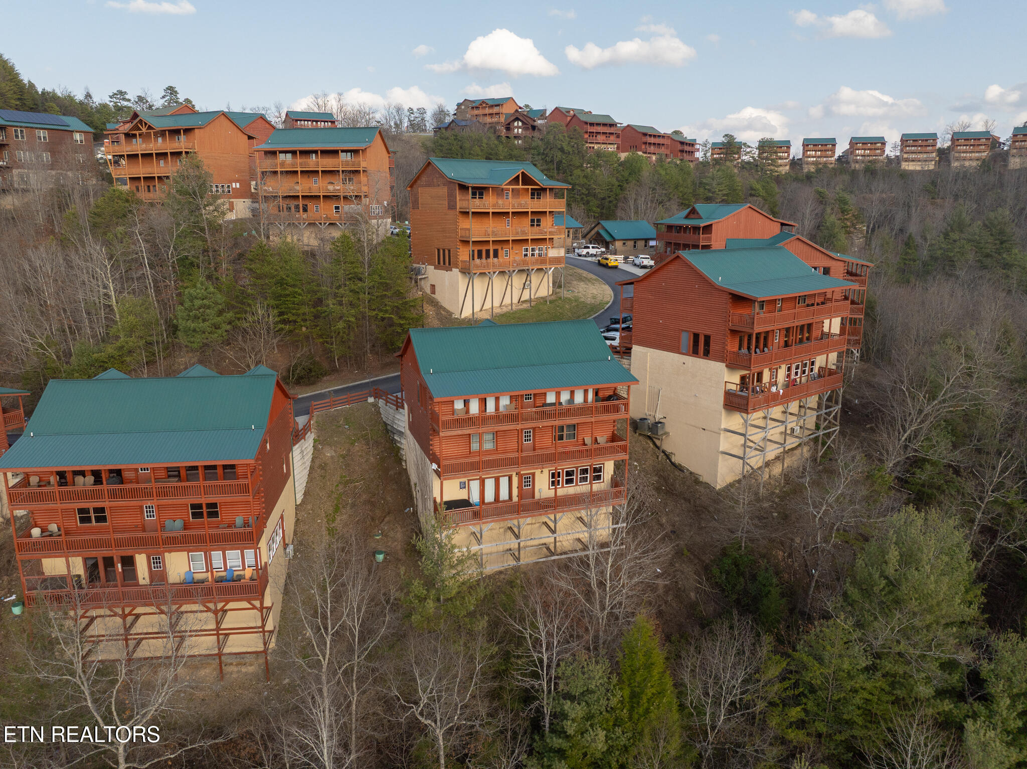 3310 Smoky Ridge Way Sevierville TN 37862
