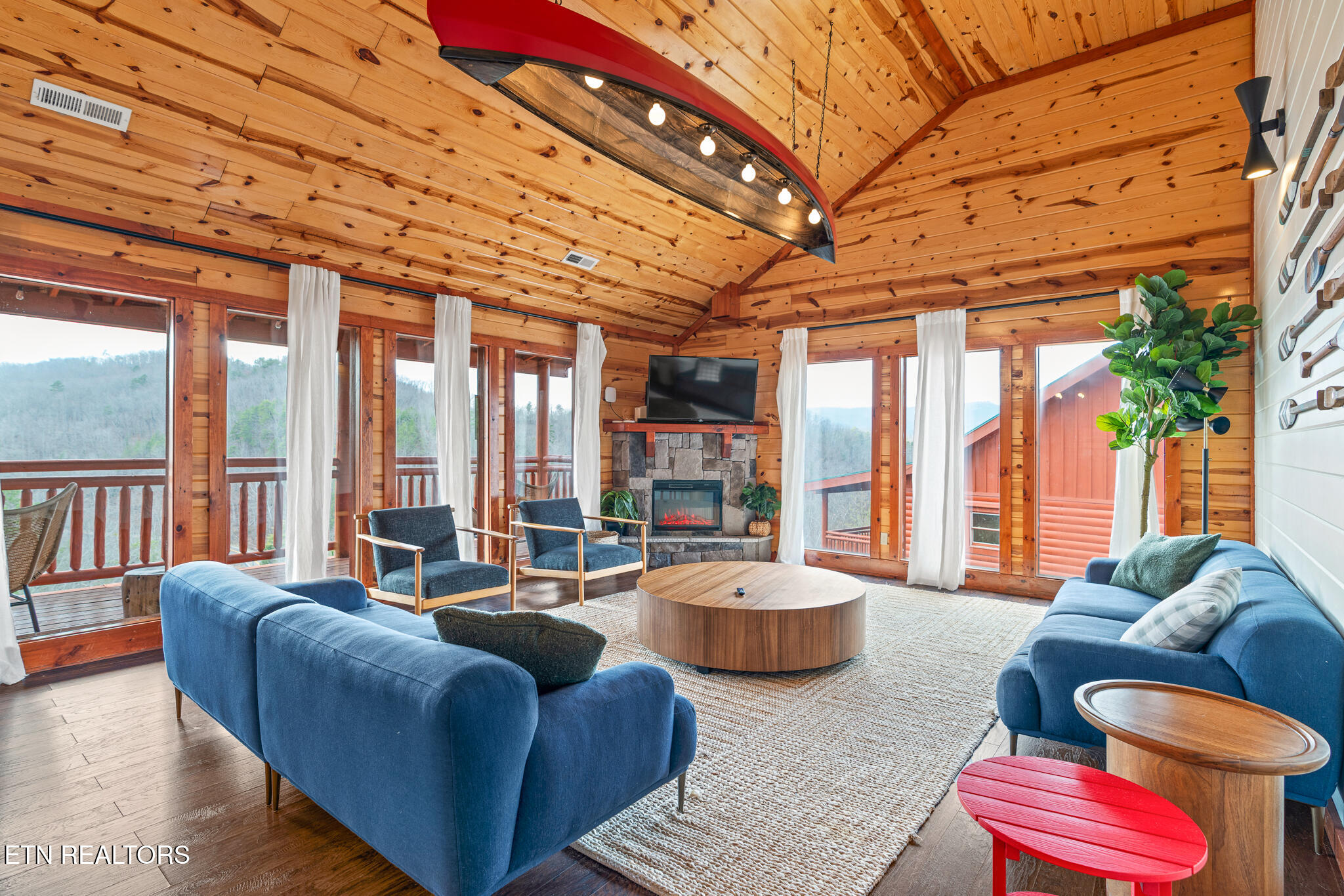 3310 Smoky Ridge Way Sevierville TN 37862