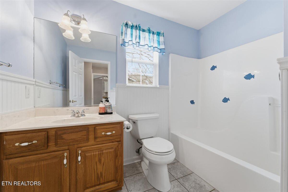111 Kawatuska Way Loudon TN 37774