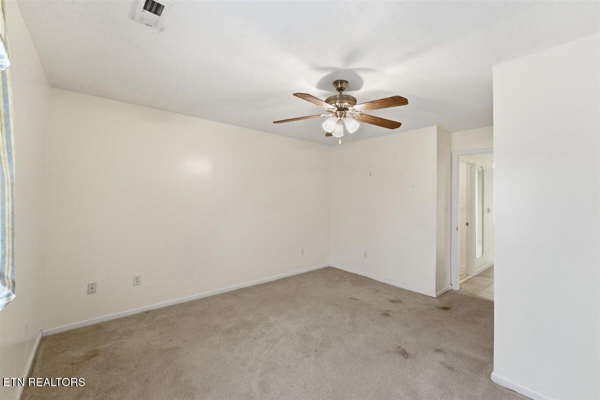 111 Kawatuska Way Loudon TN 37774